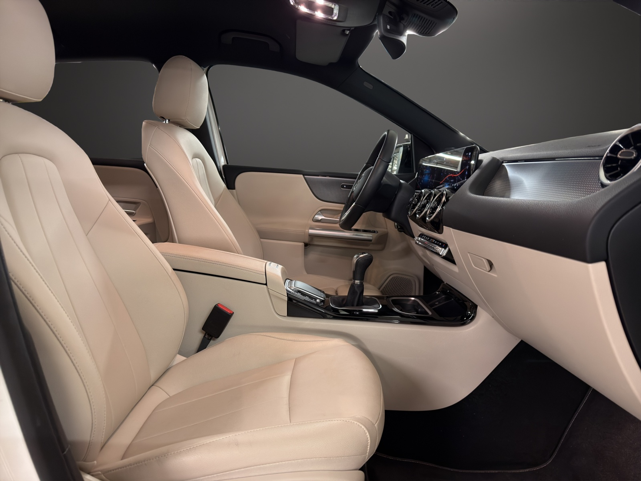 listing desktop thumbnail image 13