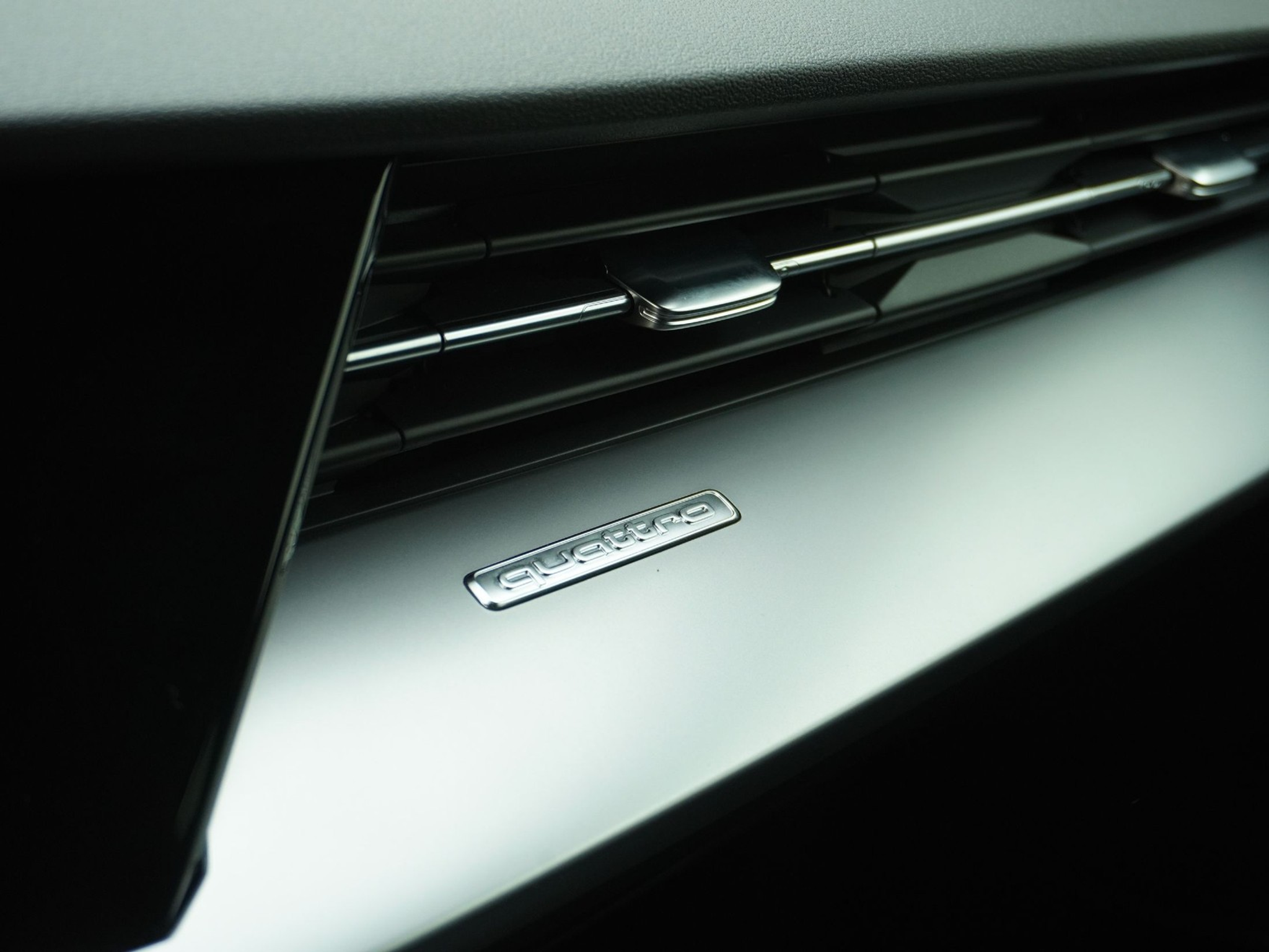 listing desktop thumbnail image 13