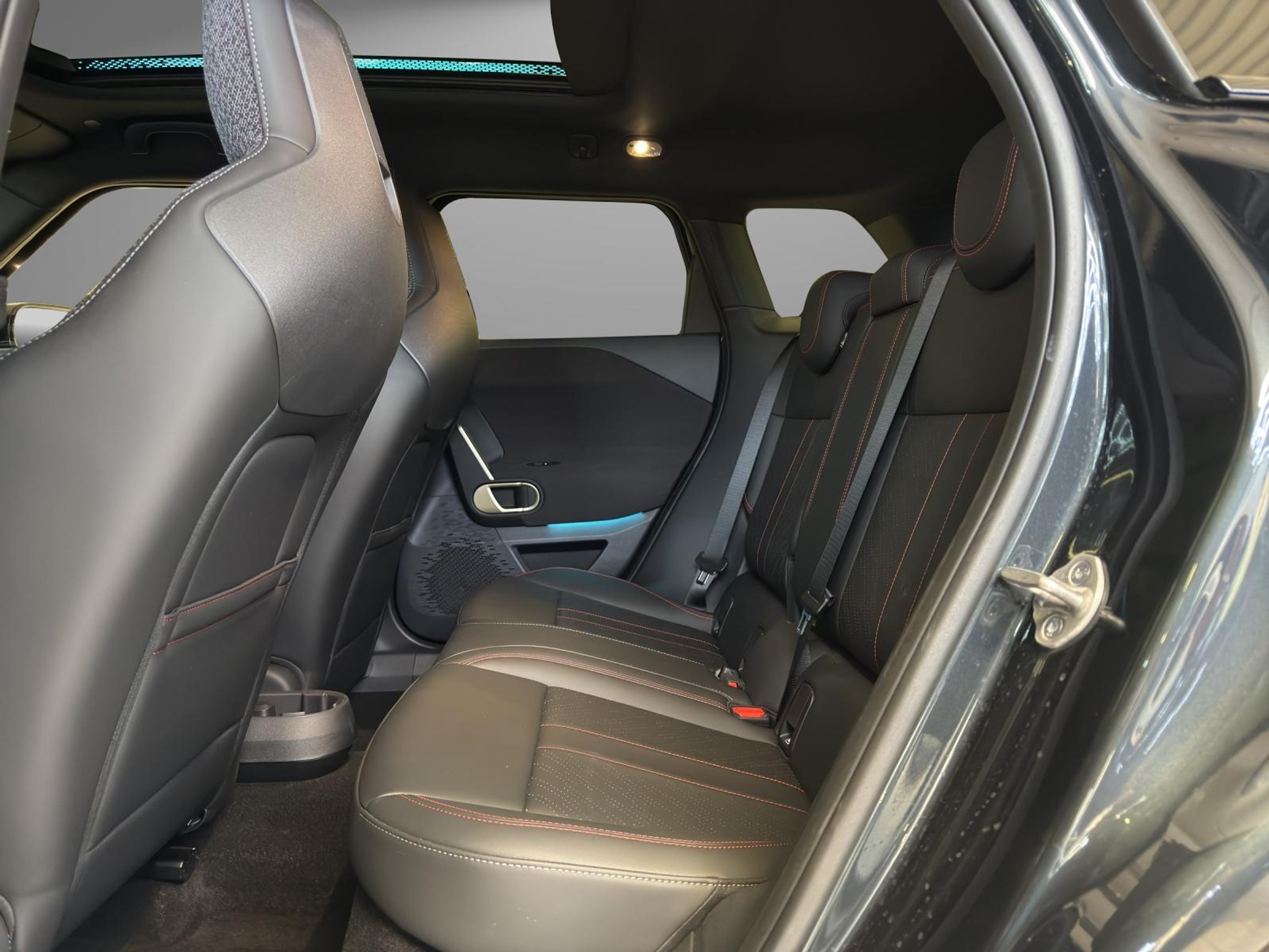 listing desktop thumbnail image 17