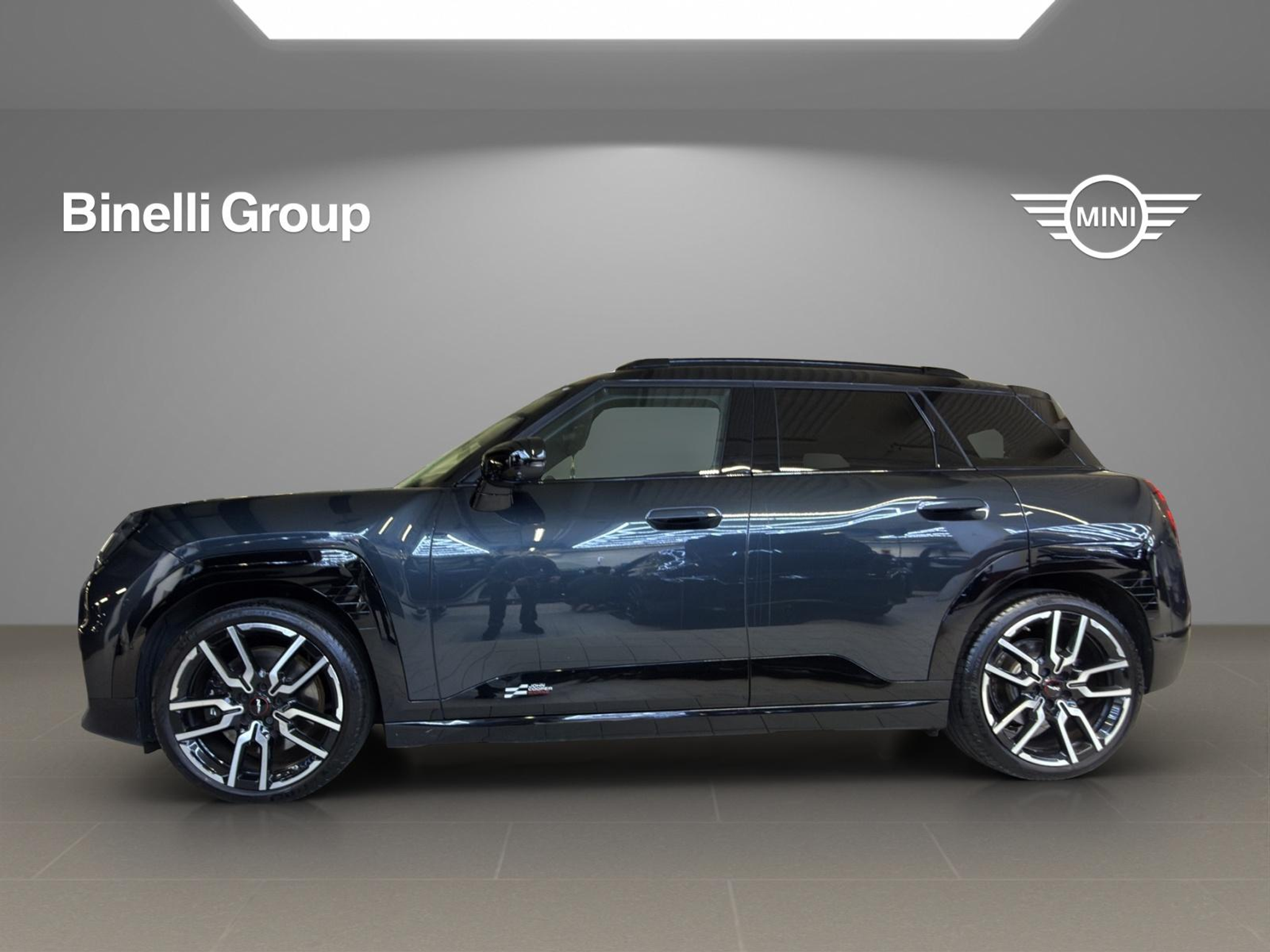 listing desktop thumbnail image 1