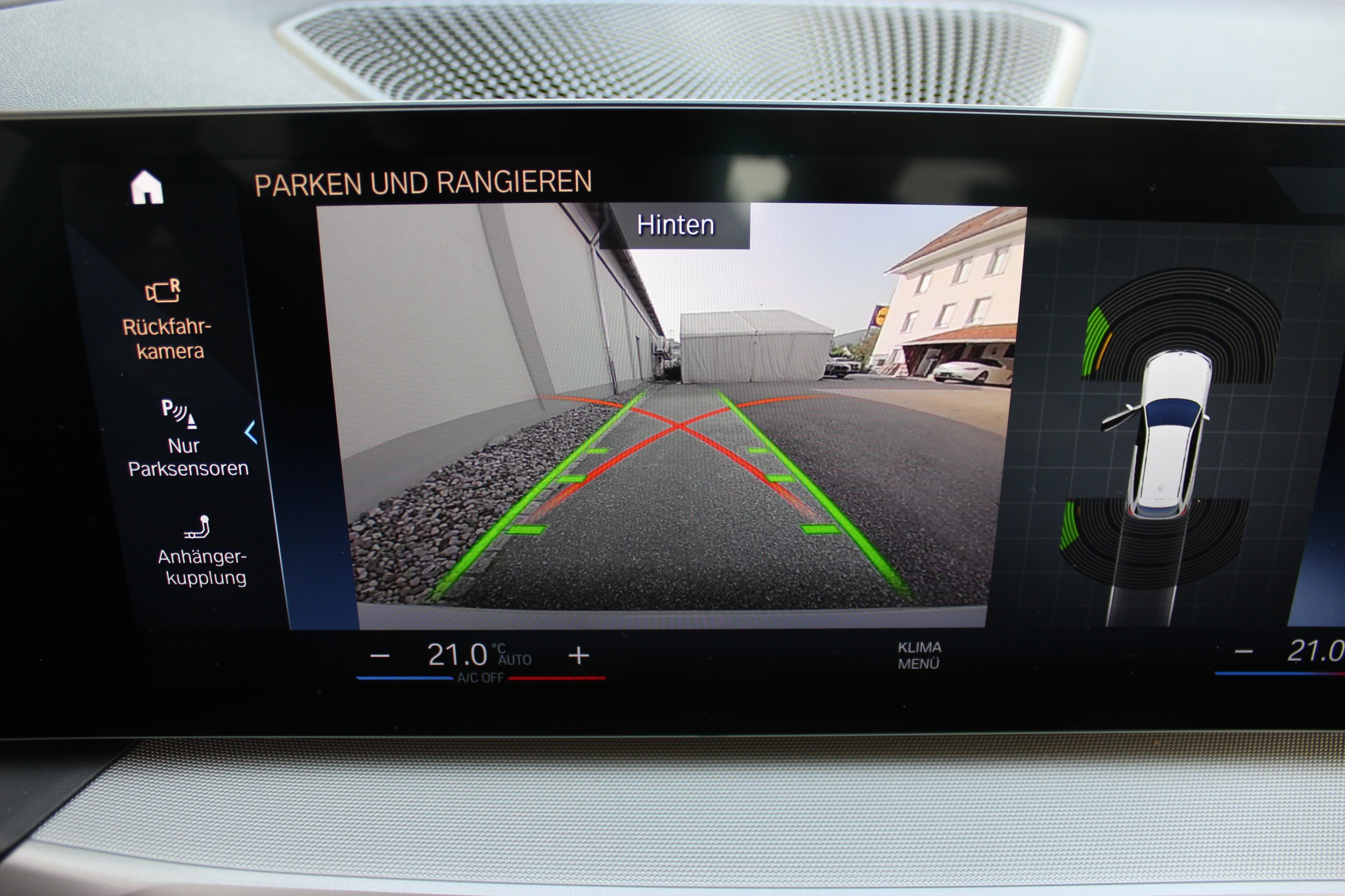 listing desktop thumbnail image 14