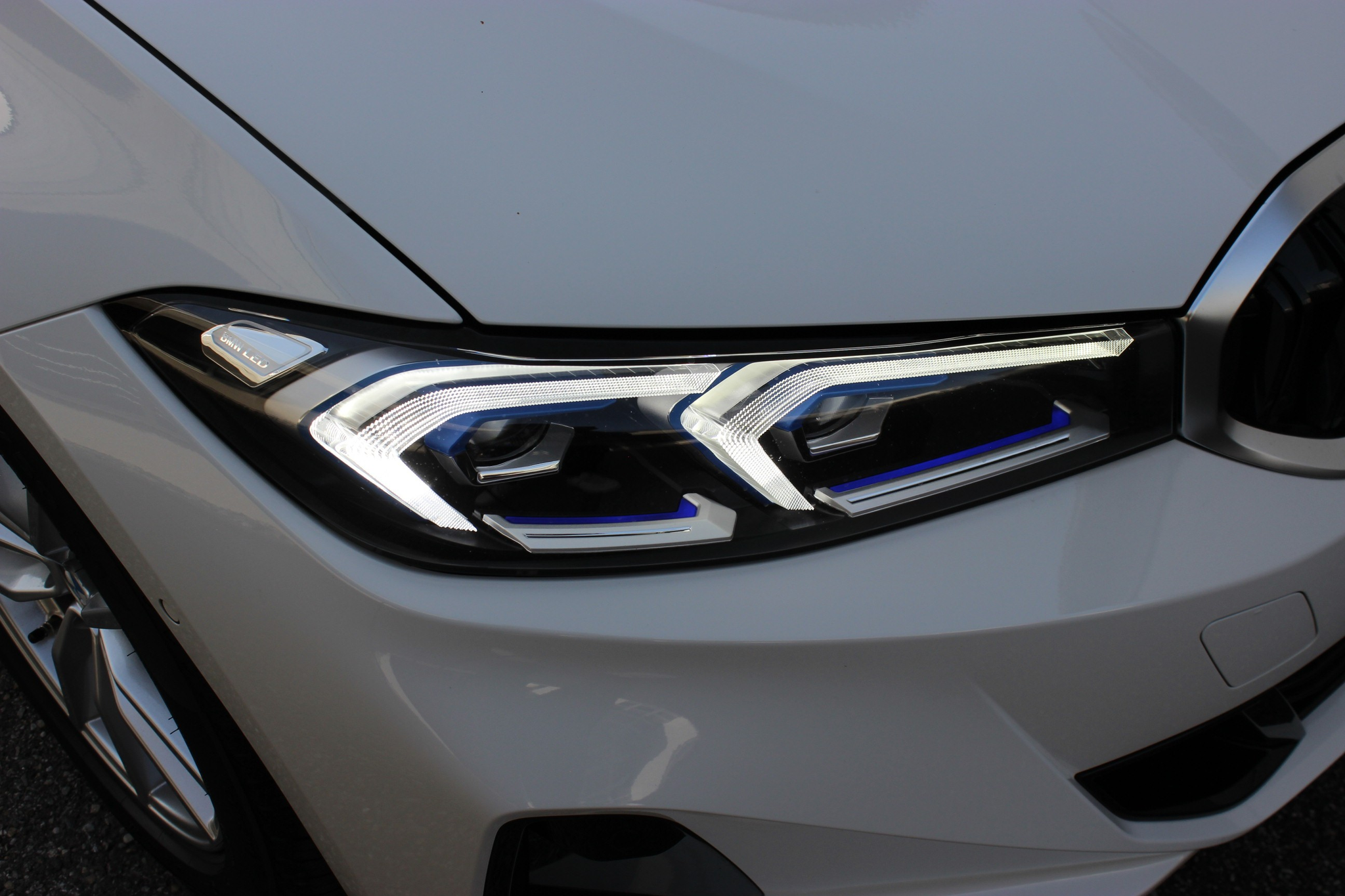 listing desktop thumbnail image 6