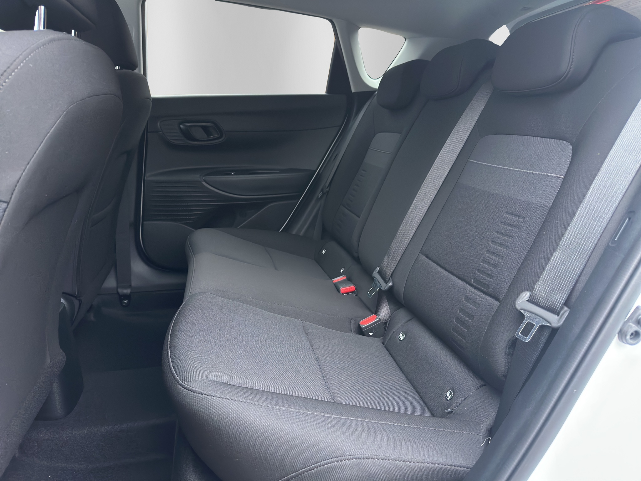 listing desktop thumbnail image 10