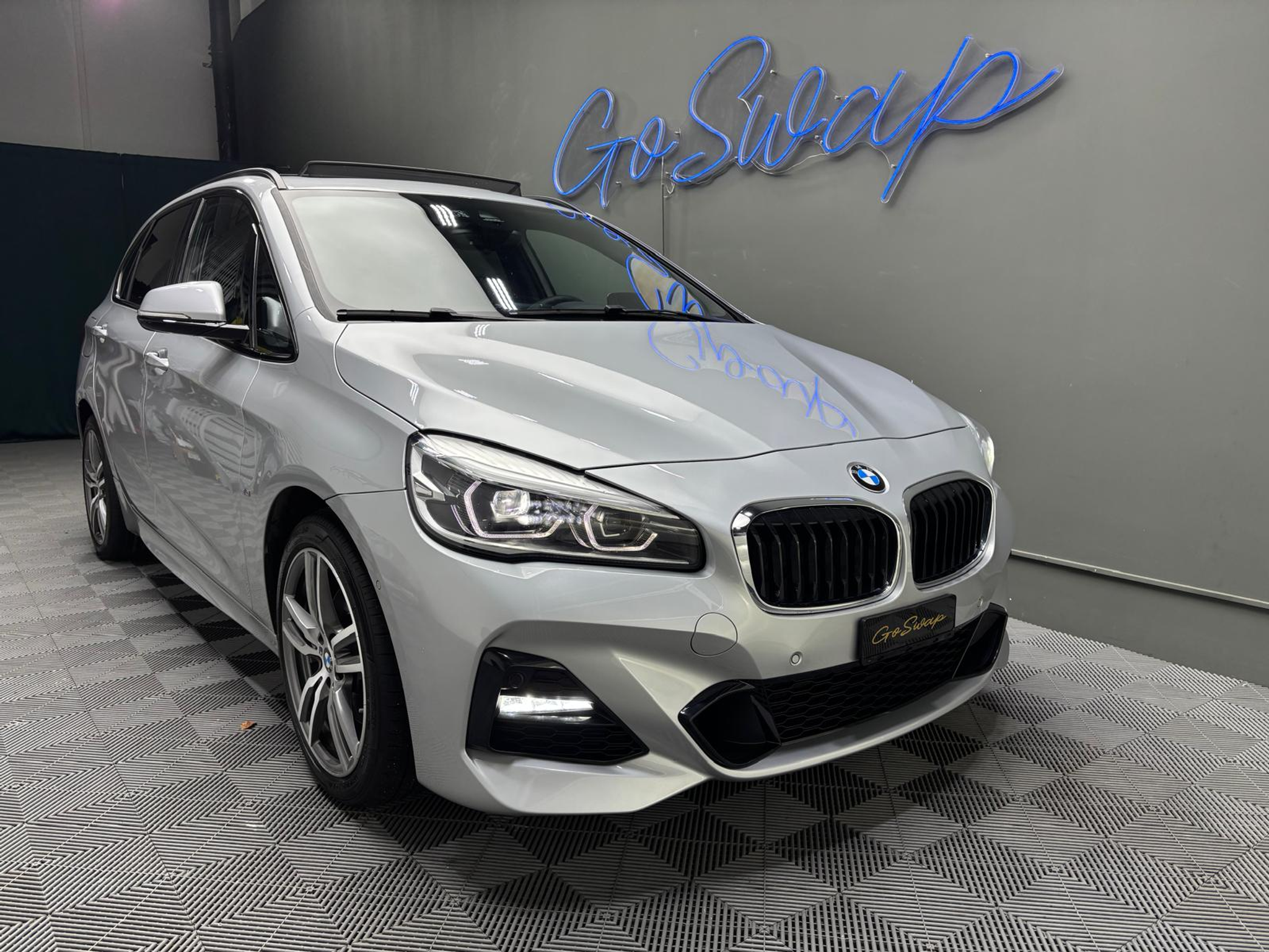 listing desktop thumbnail image 2