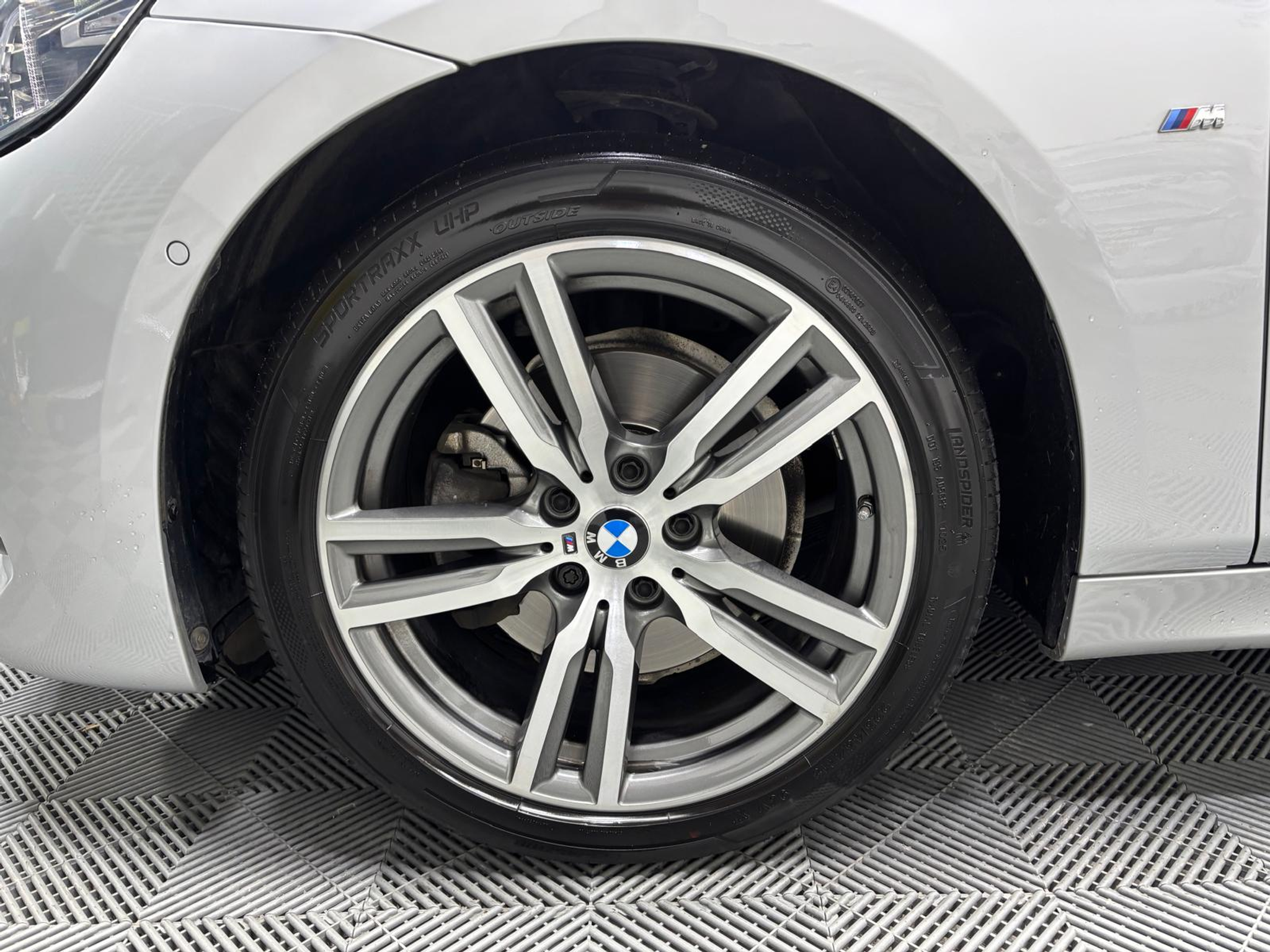 listing desktop thumbnail image 29