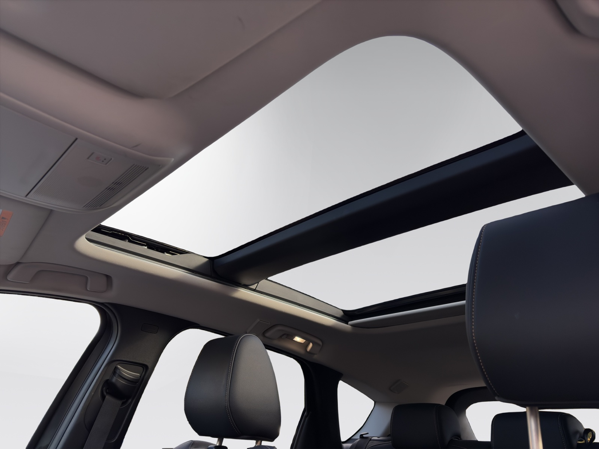 listing desktop thumbnail image 9