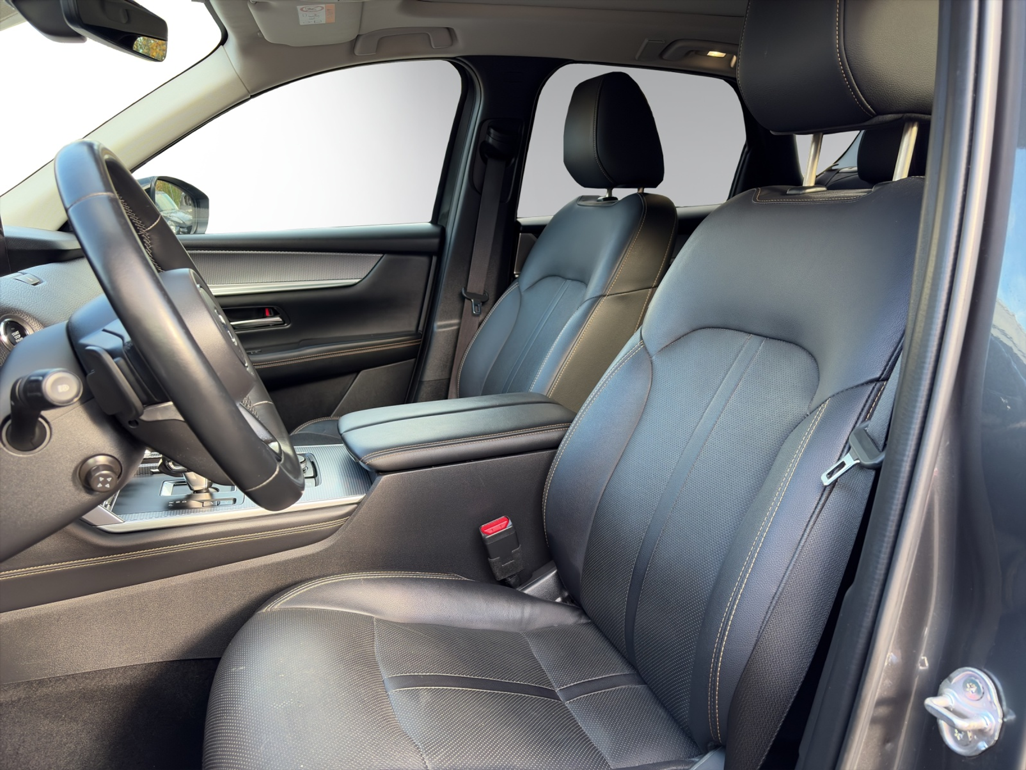 listing desktop thumbnail image 7