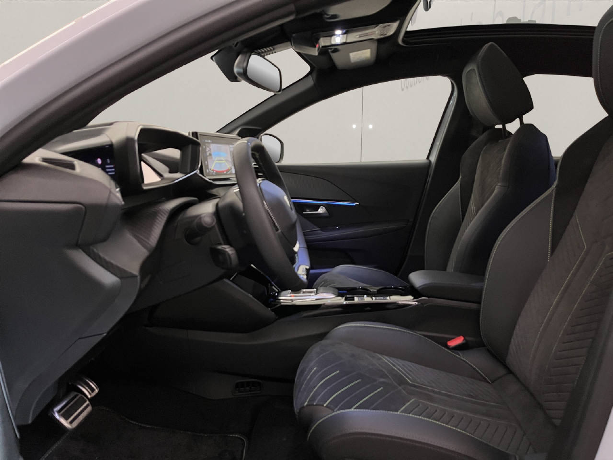 listing desktop thumbnail image 4