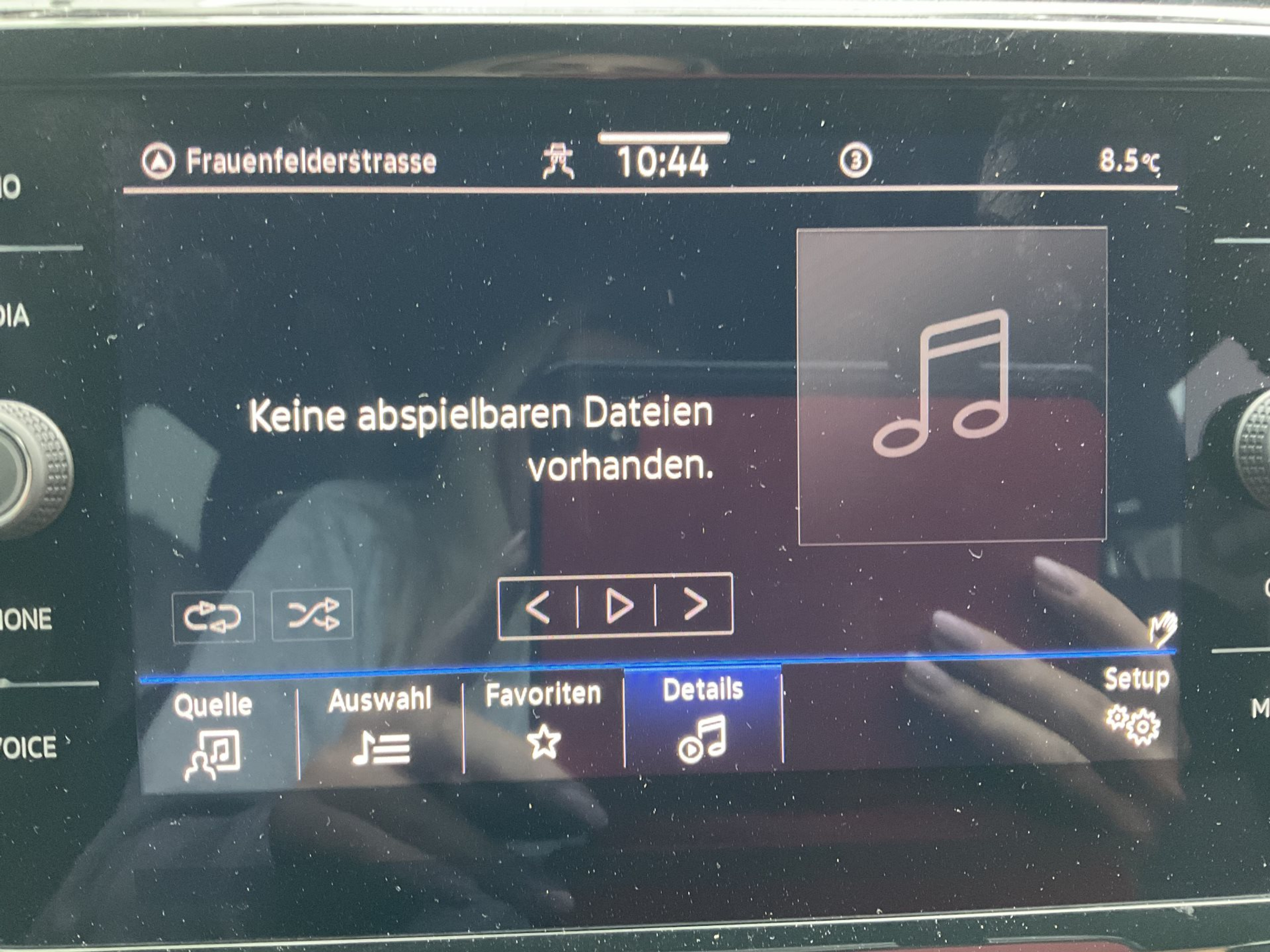 listing desktop thumbnail image 22