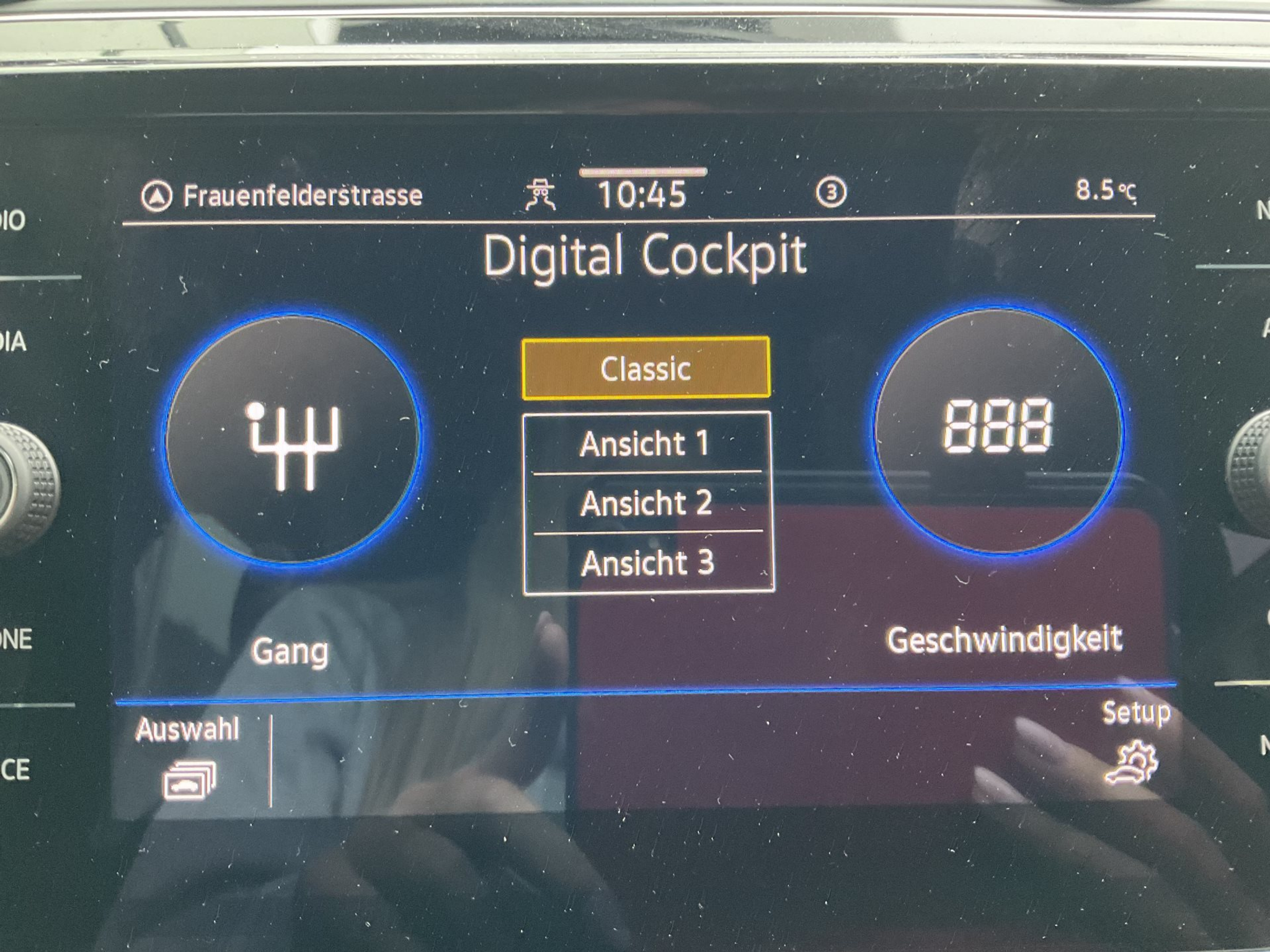 listing desktop thumbnail image 18