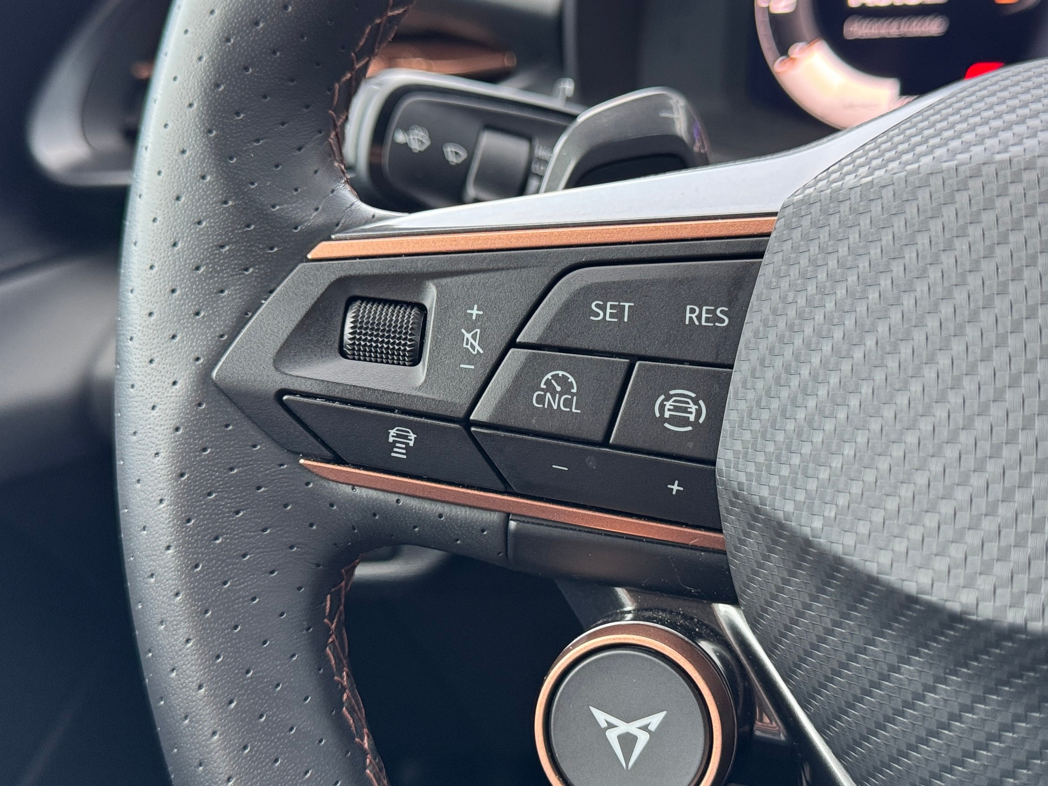 listing desktop thumbnail image 16