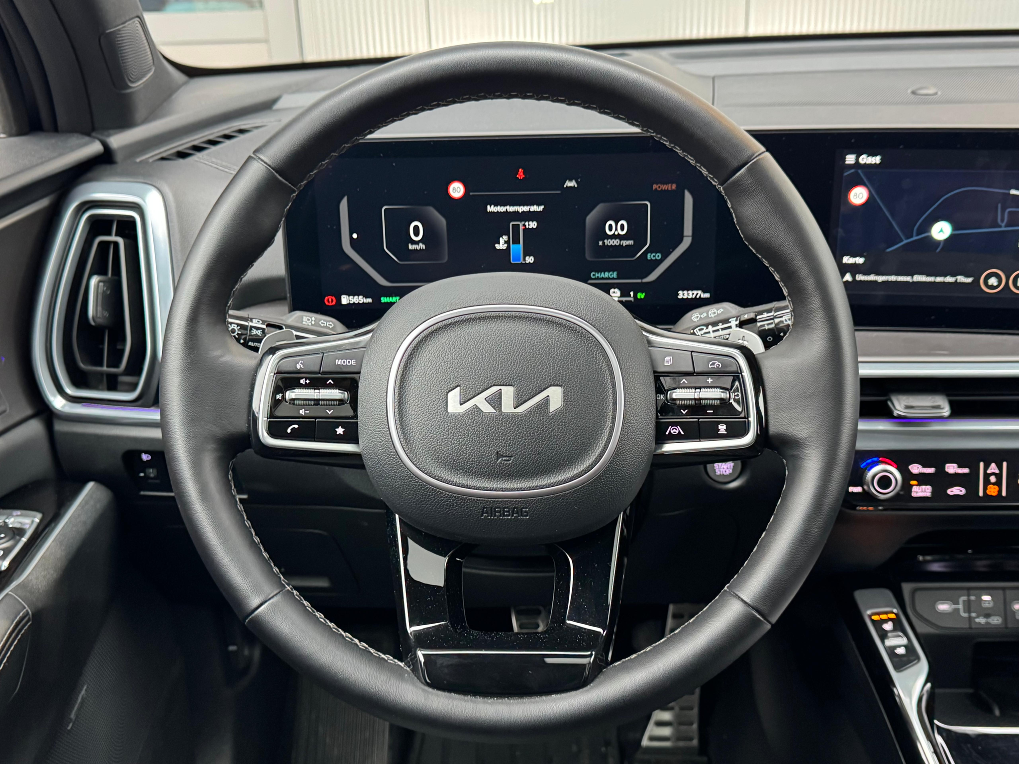 listing desktop thumbnail image 13