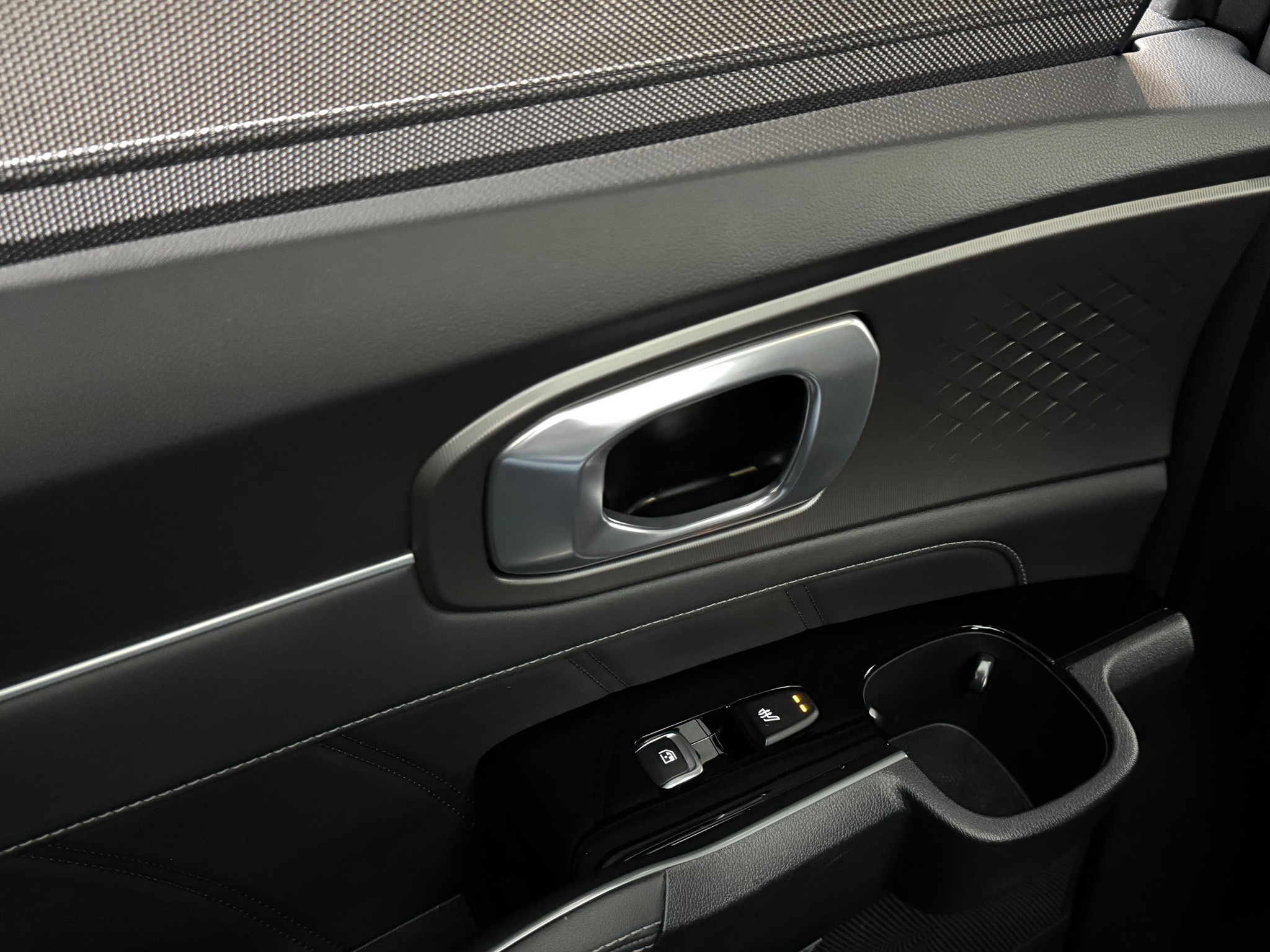 listing desktop thumbnail image 20