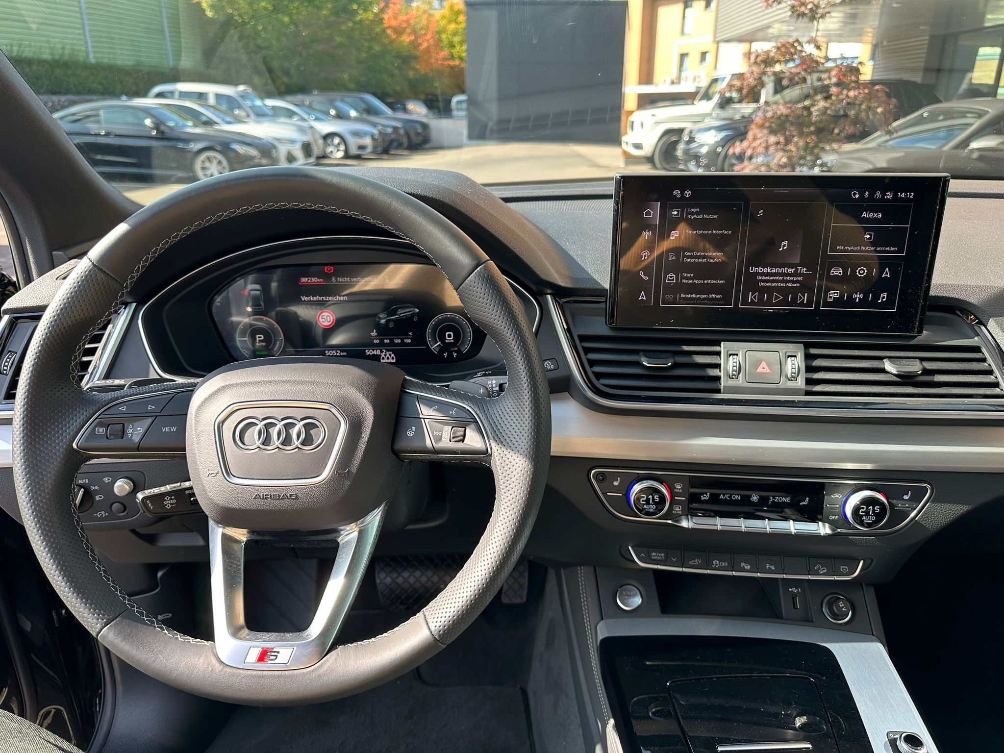 listing desktop thumbnail image 4