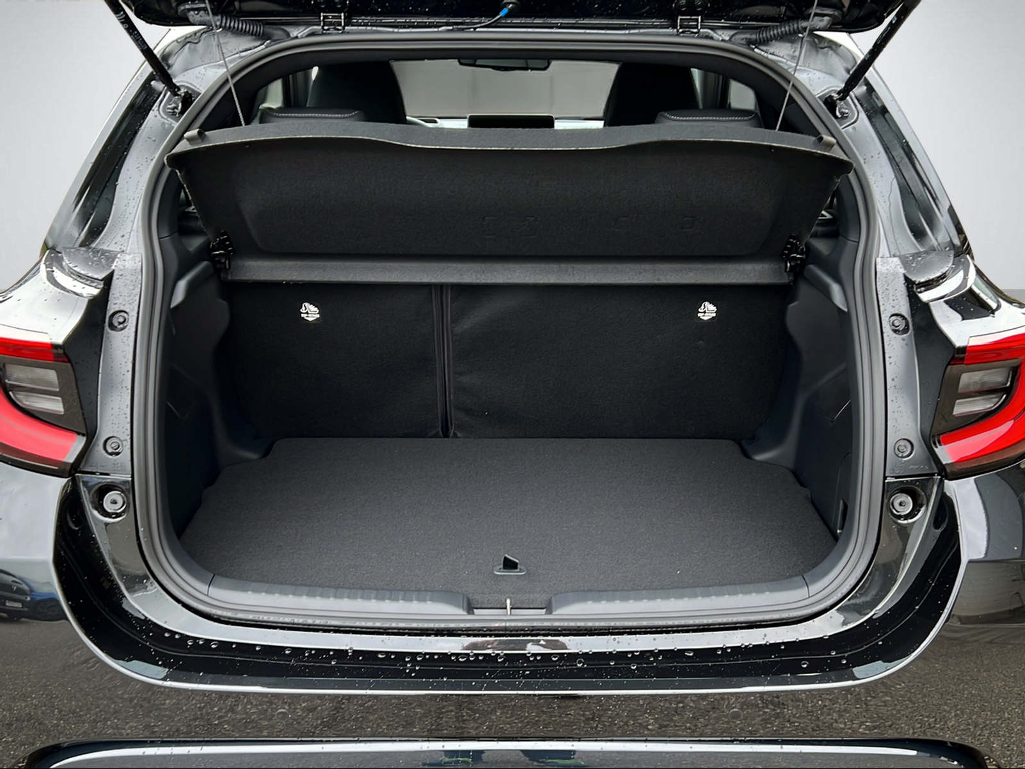 listing desktop thumbnail image 5