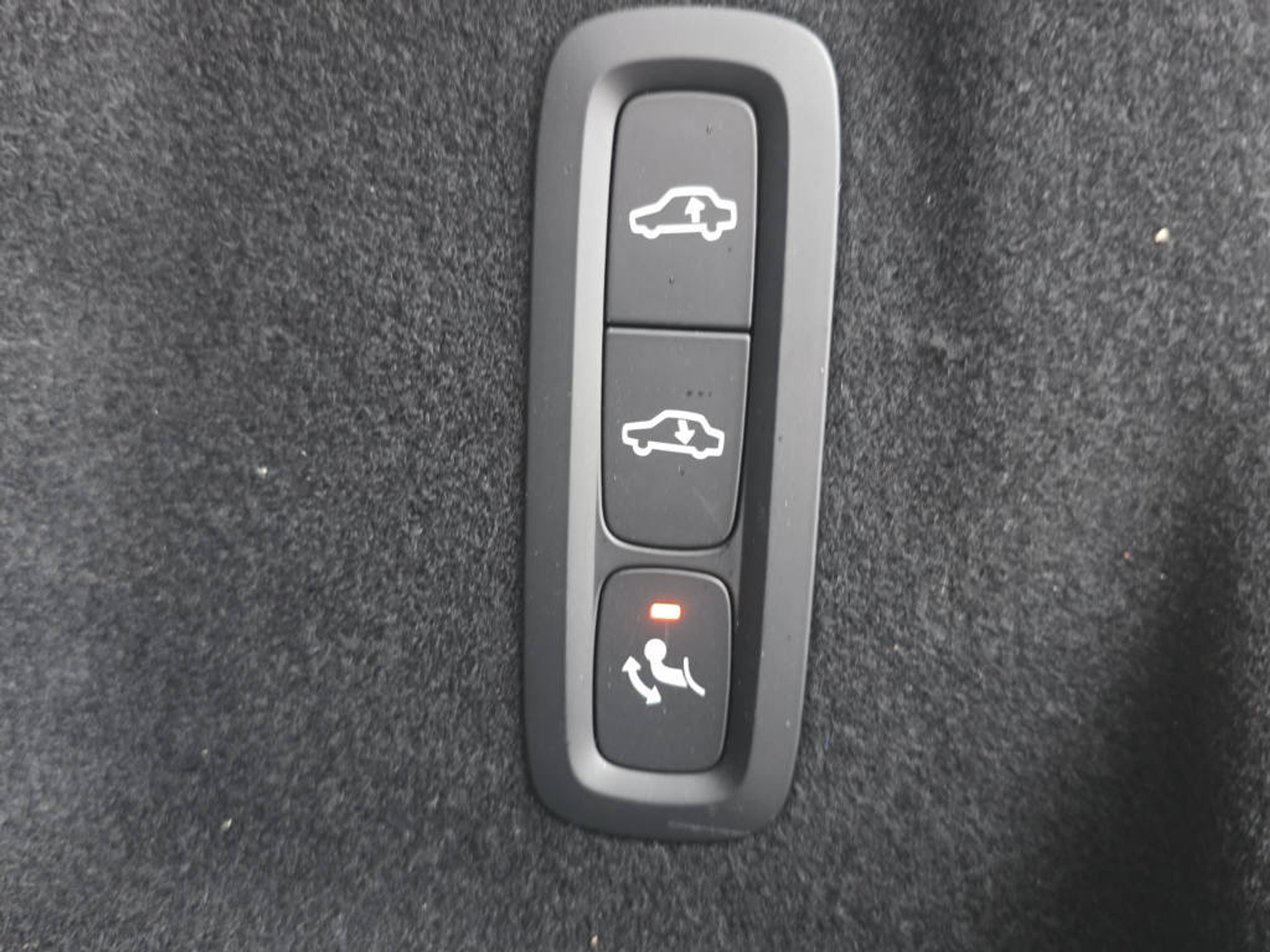 listing desktop thumbnail image 26