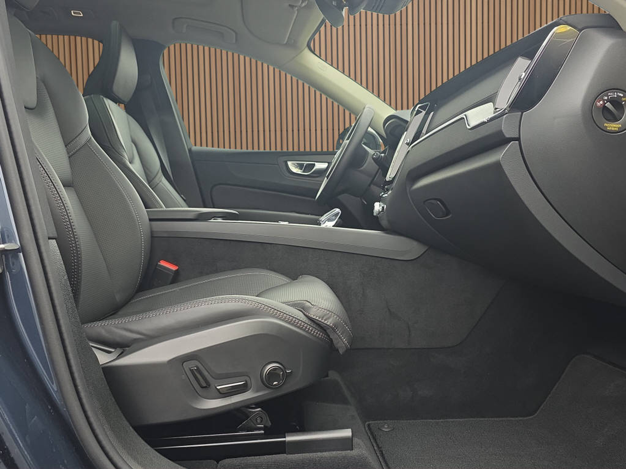 listing desktop thumbnail image 19