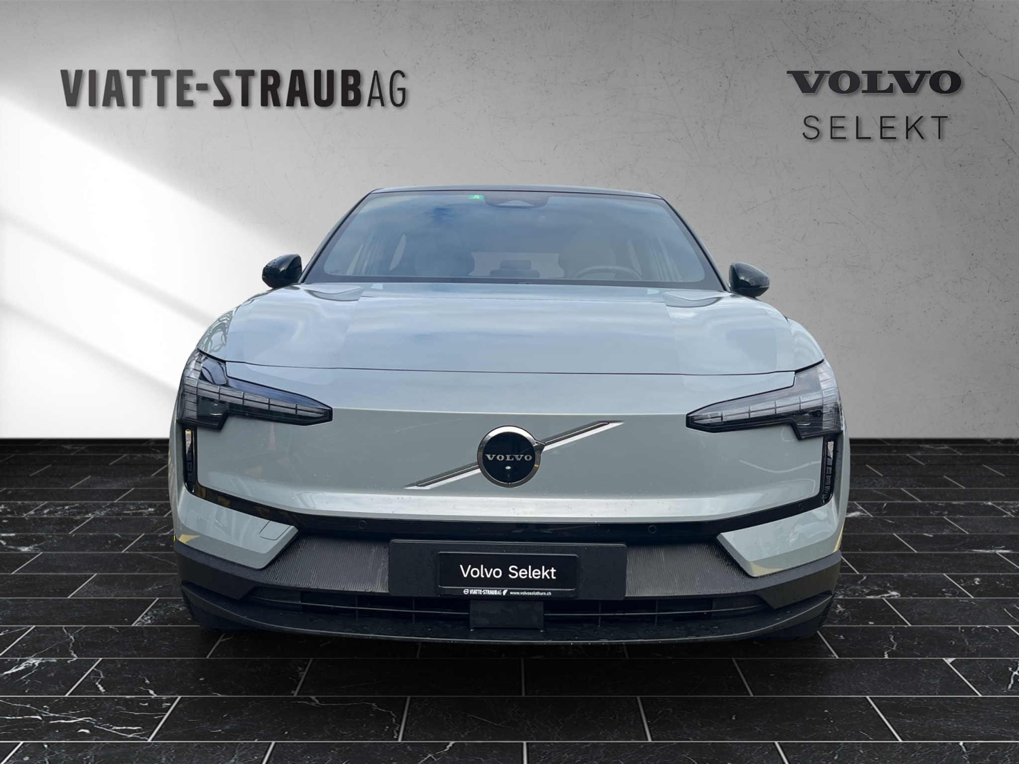 listing desktop thumbnail image 7