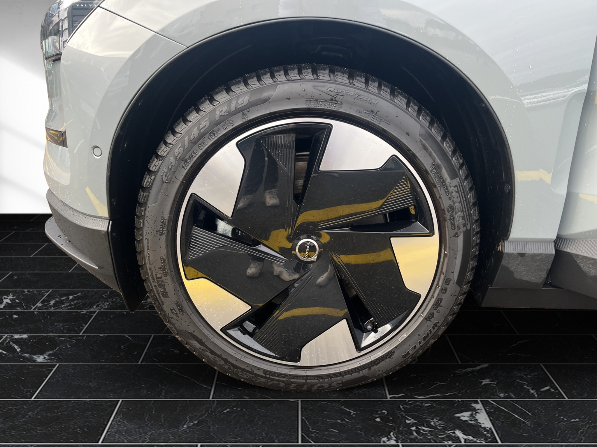 listing desktop thumbnail image 22