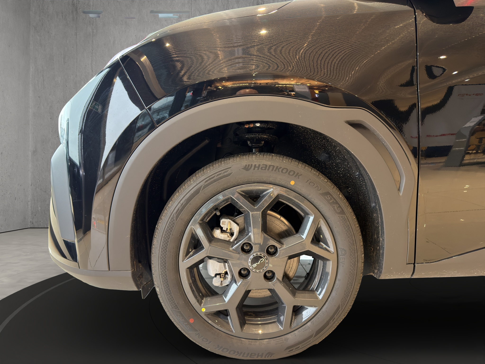 listing desktop thumbnail image 15