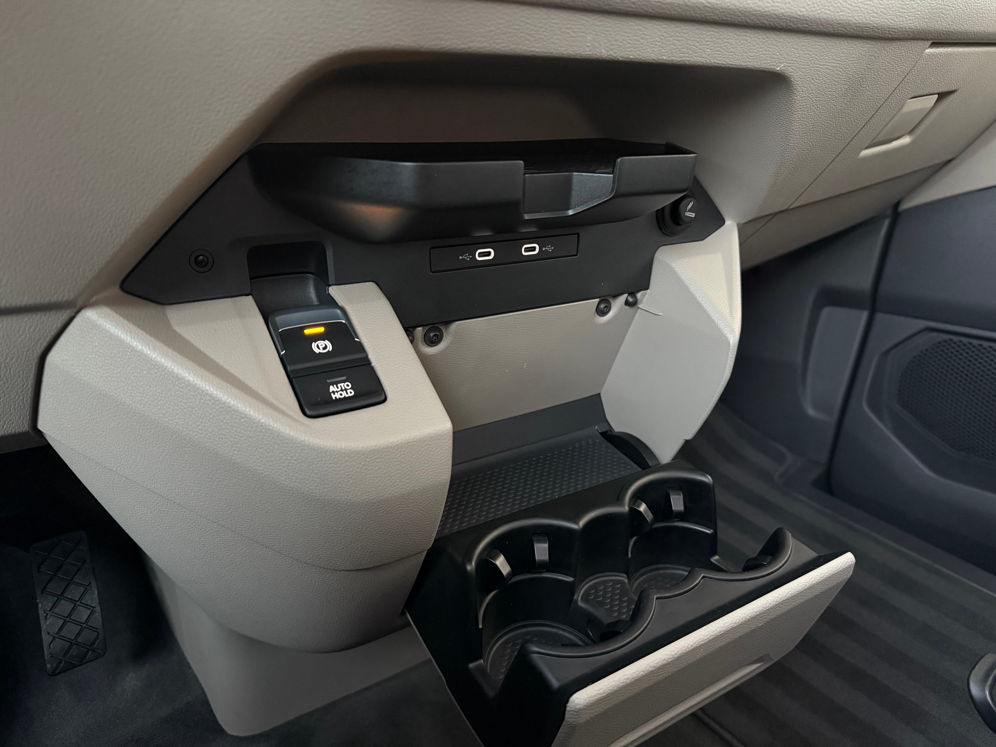 listing desktop thumbnail image 12