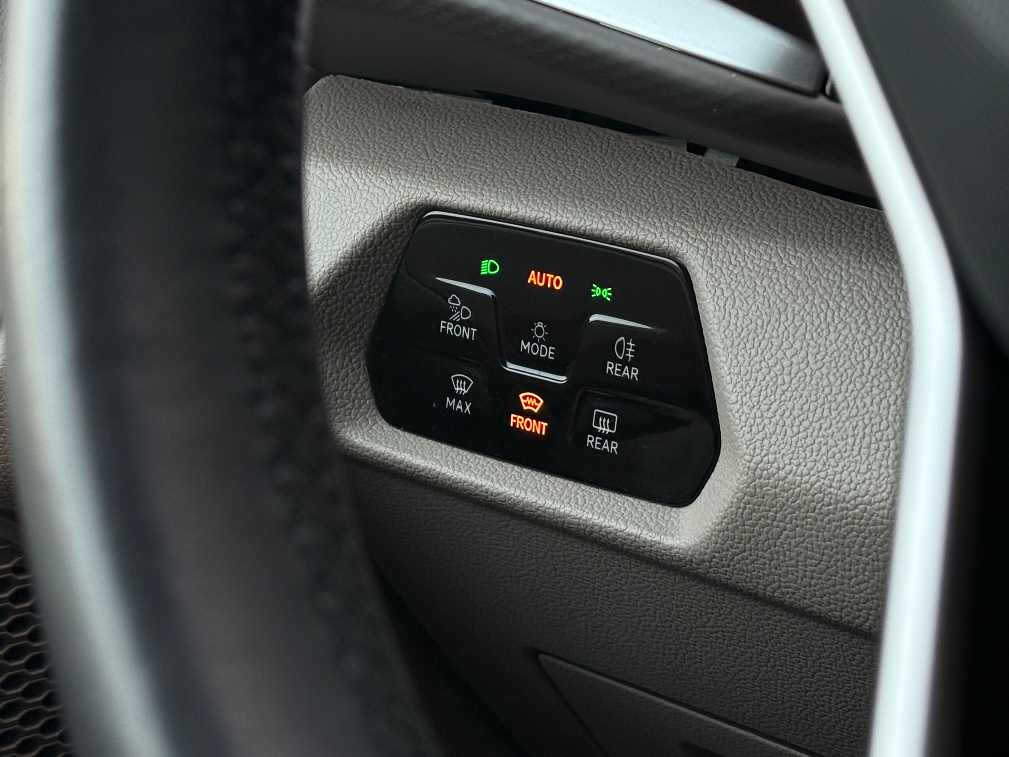 listing desktop thumbnail image 22