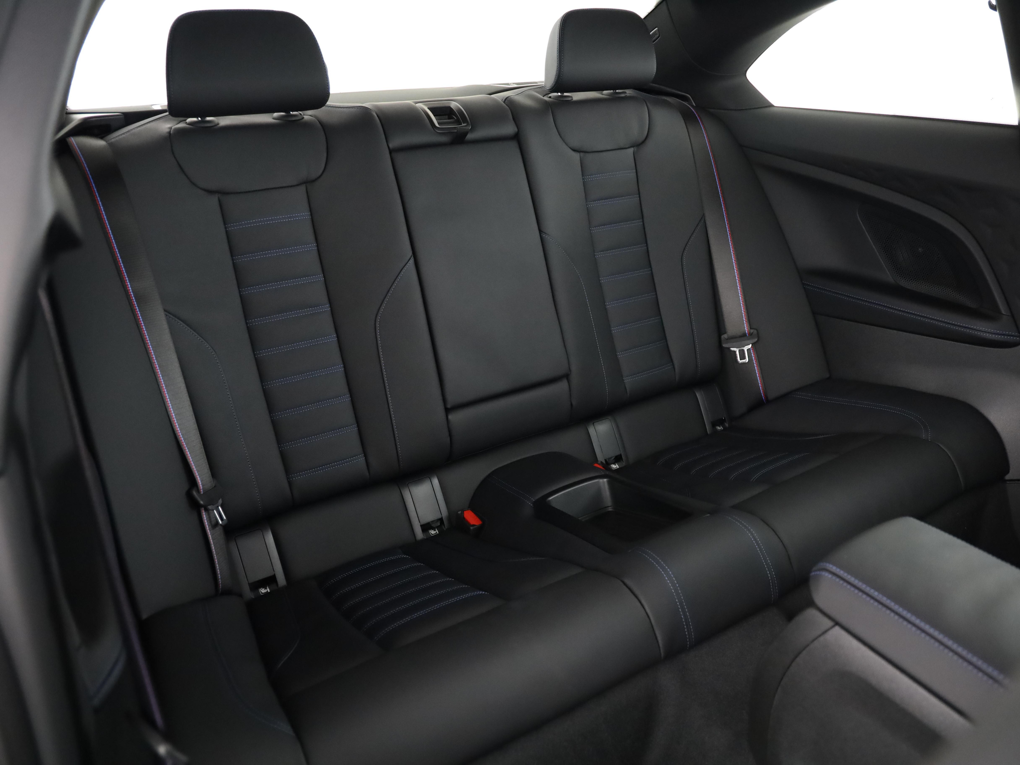 listing desktop thumbnail image 11