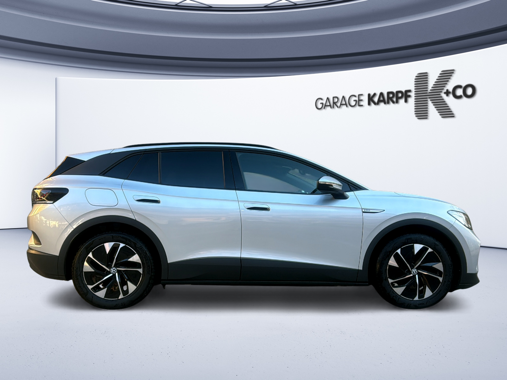 listing desktop thumbnail image 5