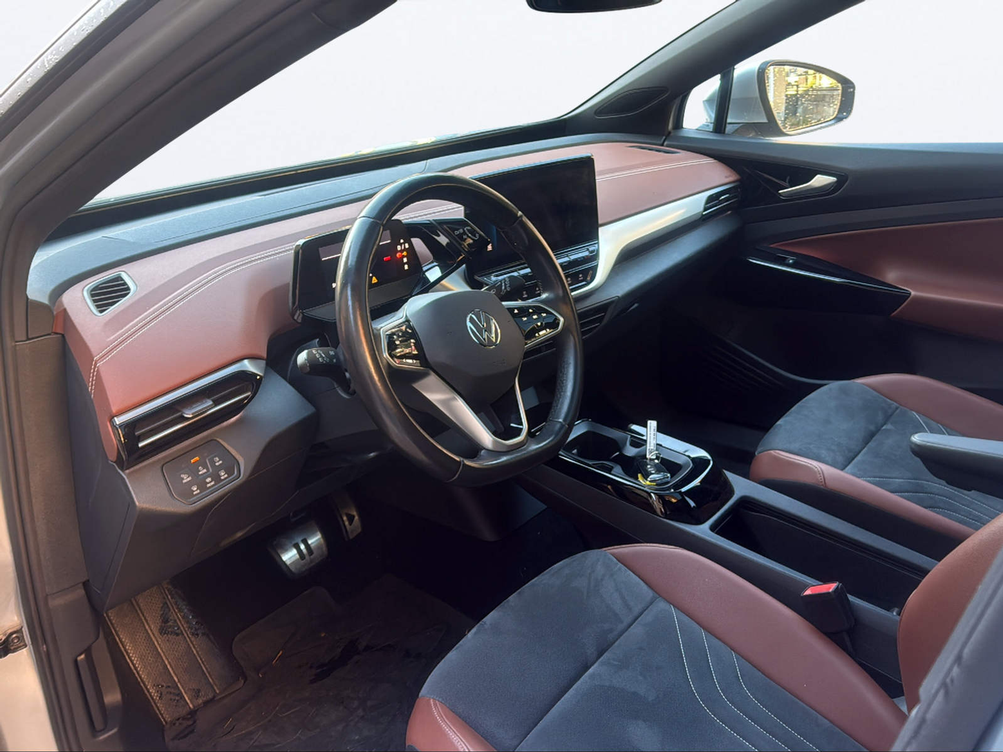 listing desktop thumbnail image 10