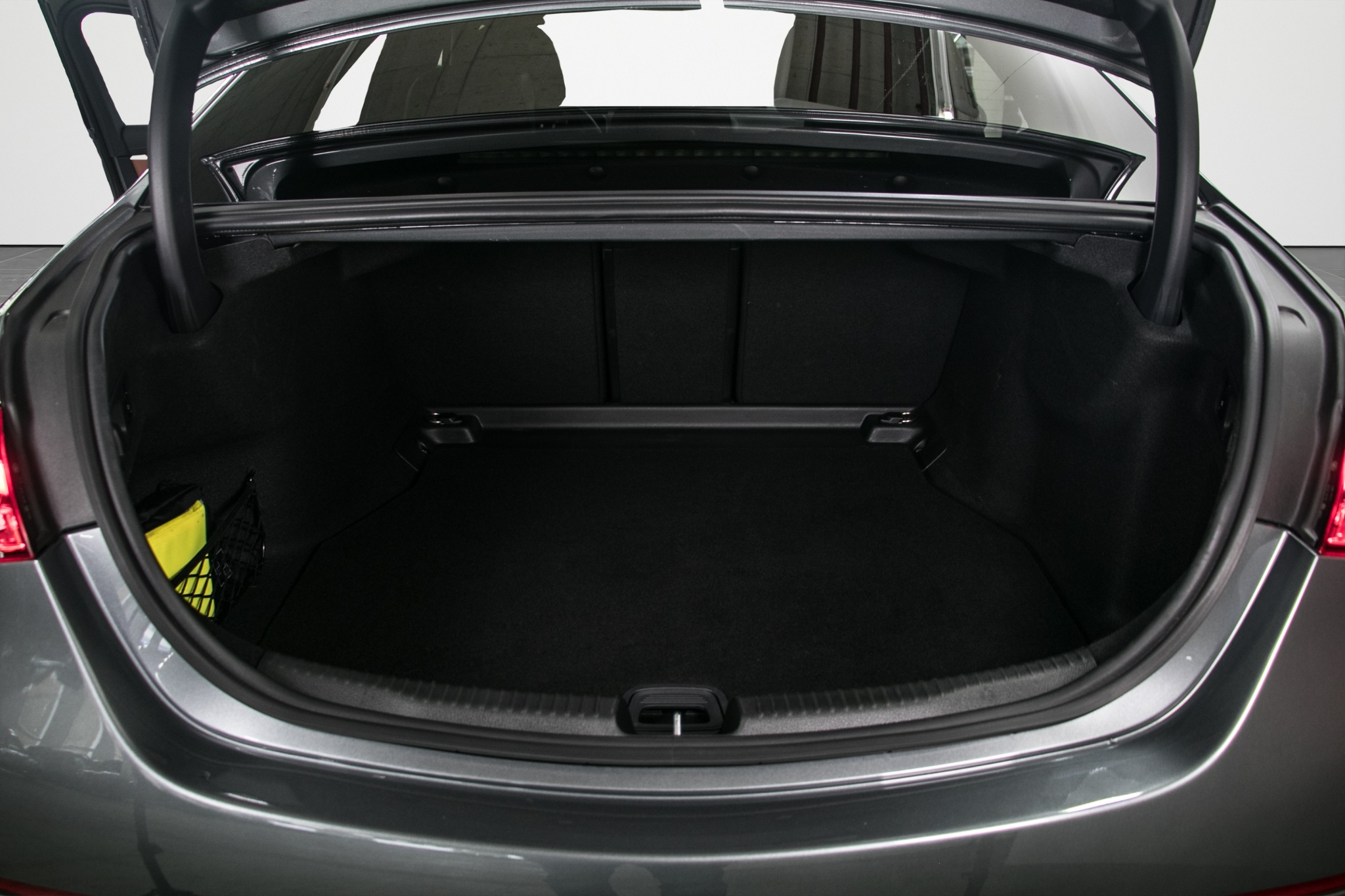 listing desktop thumbnail image 15