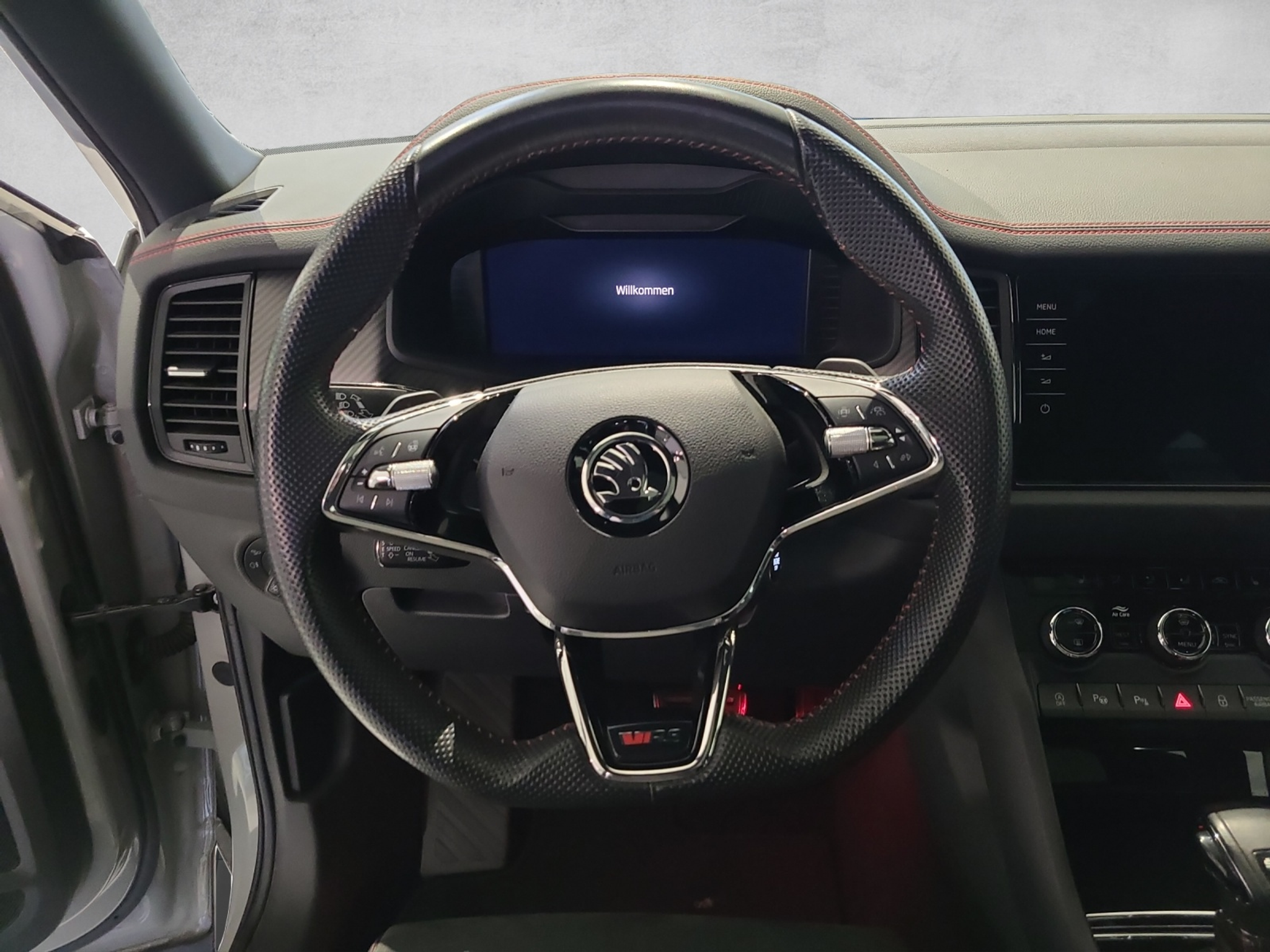 listing desktop thumbnail image 12