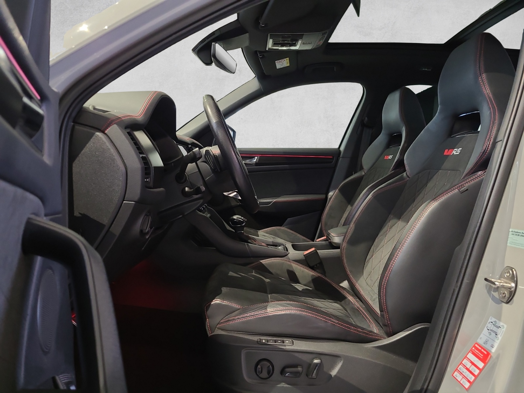 listing desktop thumbnail image 7