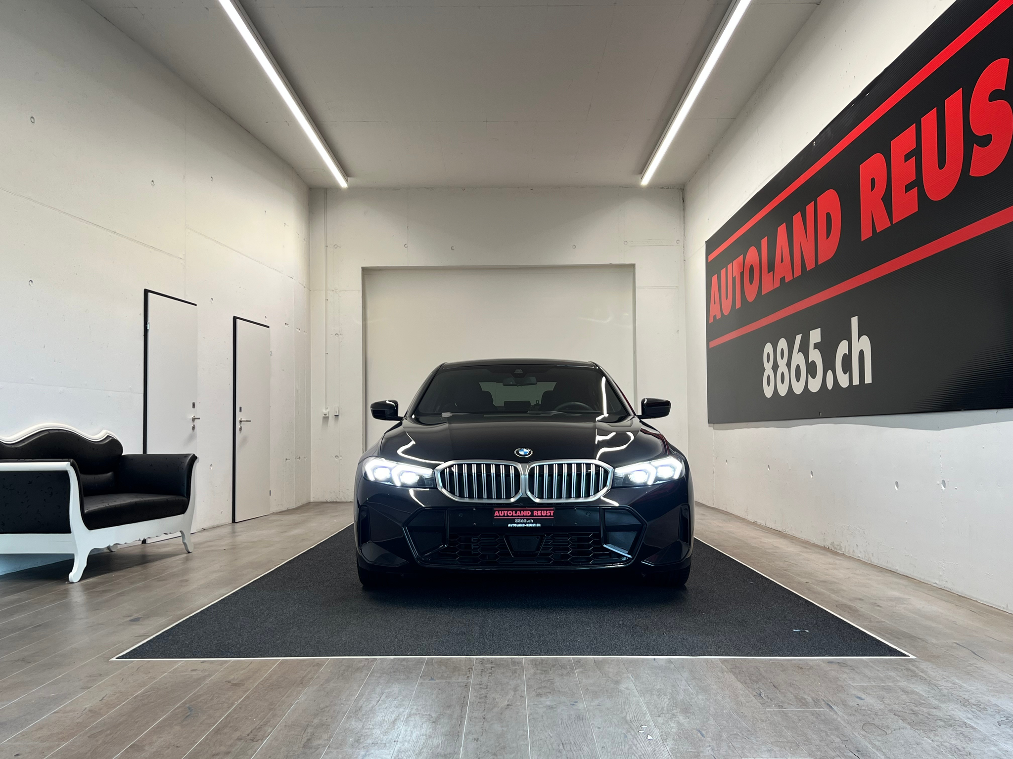 listing desktop thumbnail image 1