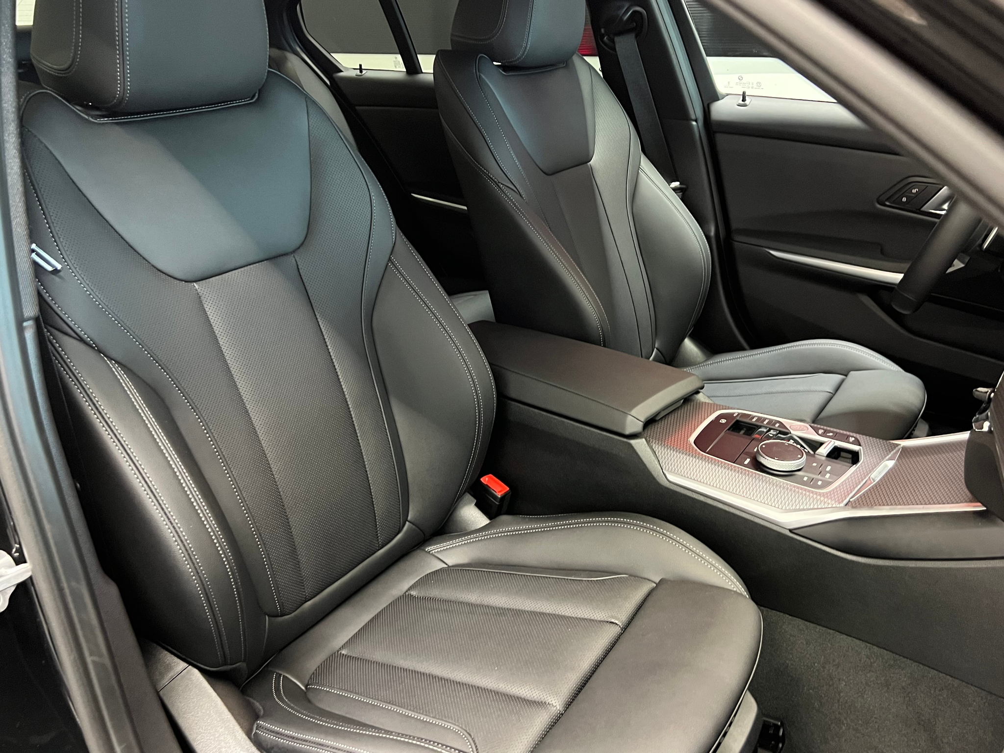 listing desktop thumbnail image 18