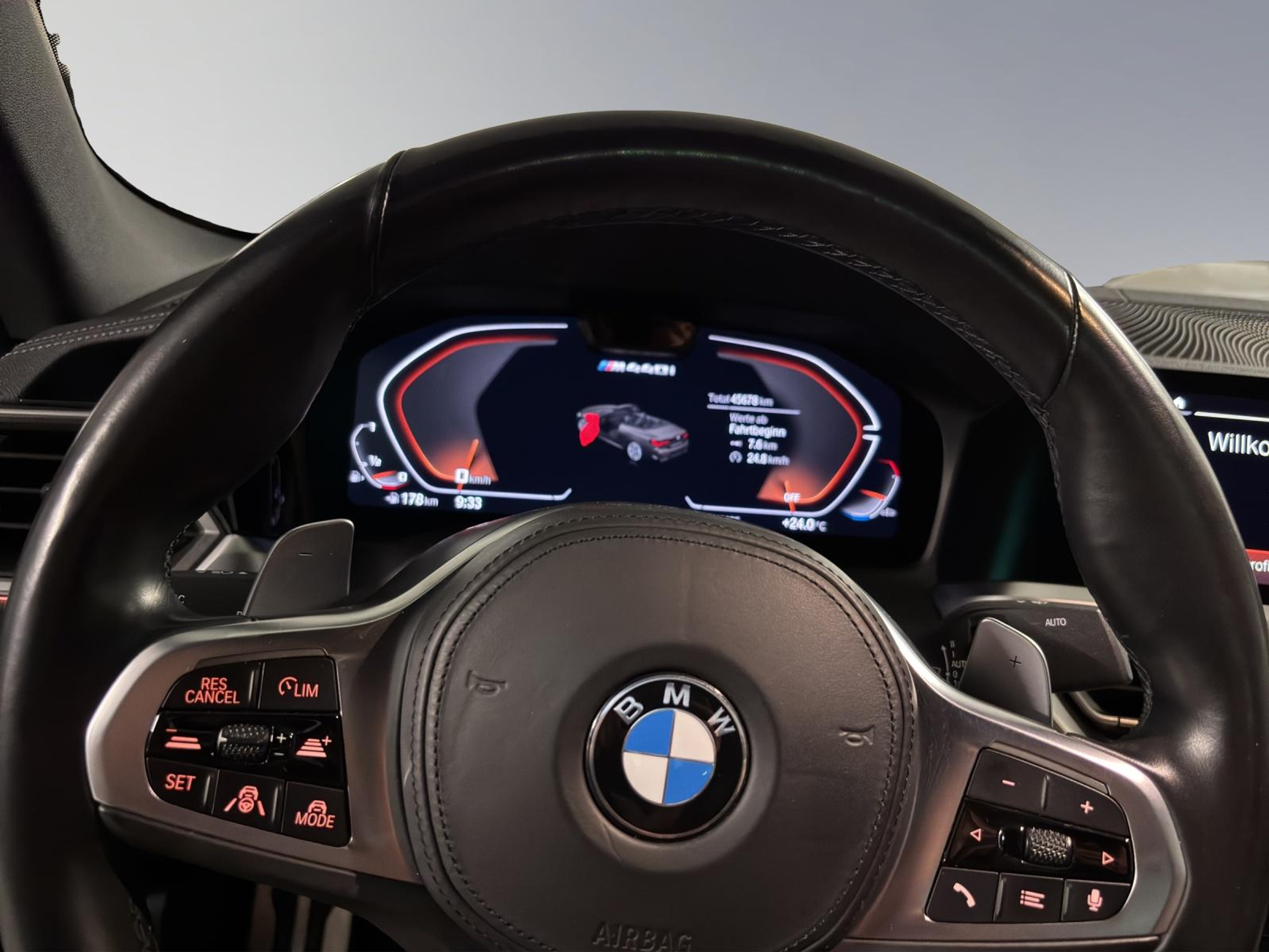 listing desktop thumbnail image 4