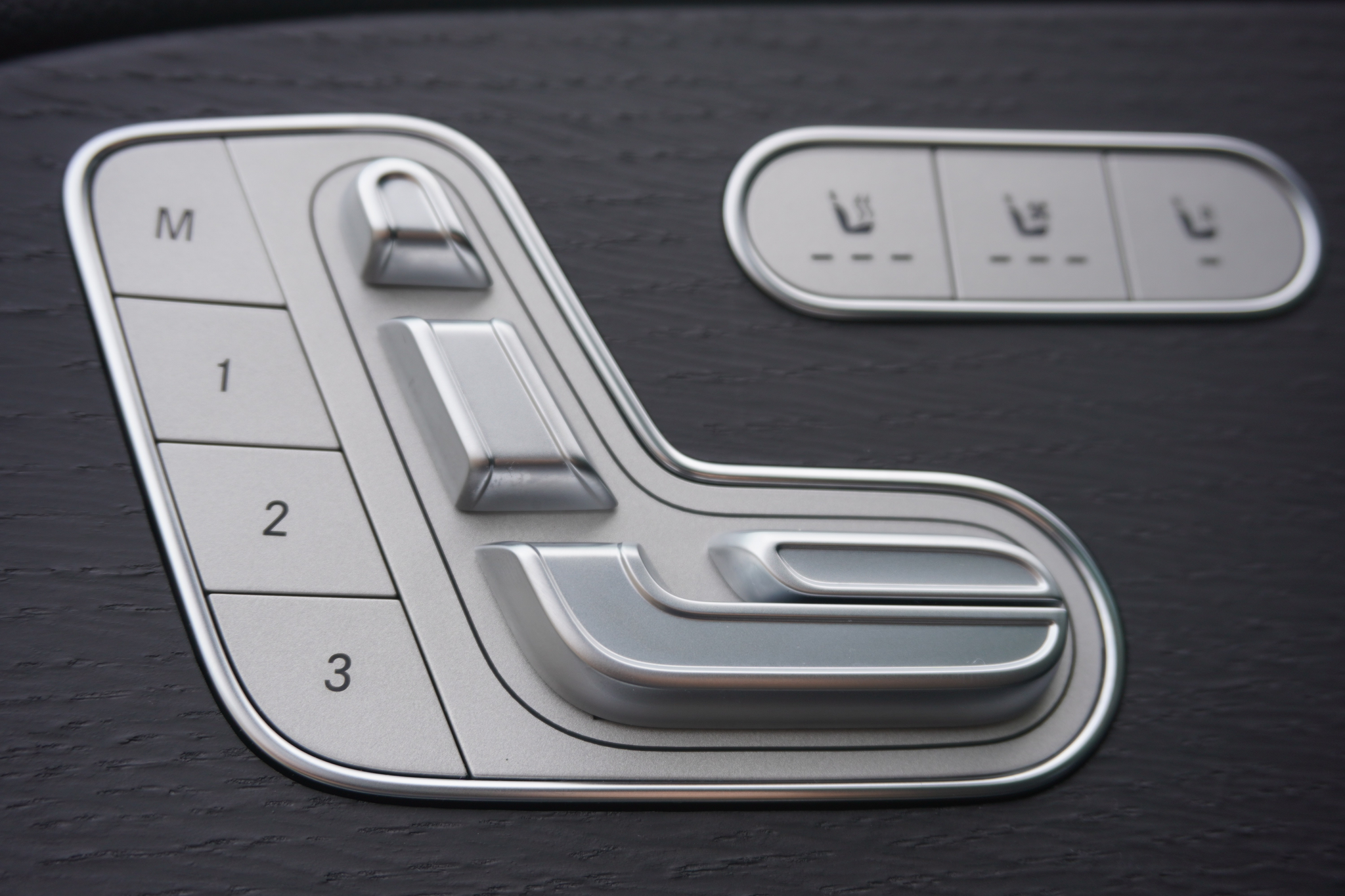 listing desktop thumbnail image 13