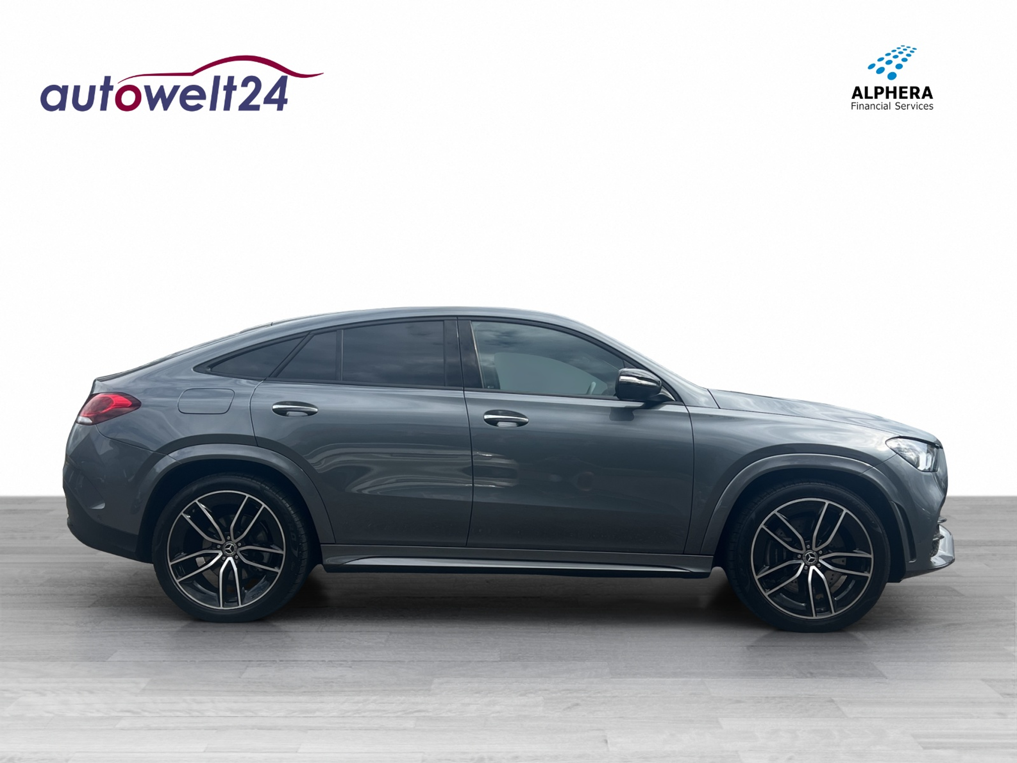 listing desktop thumbnail image 3