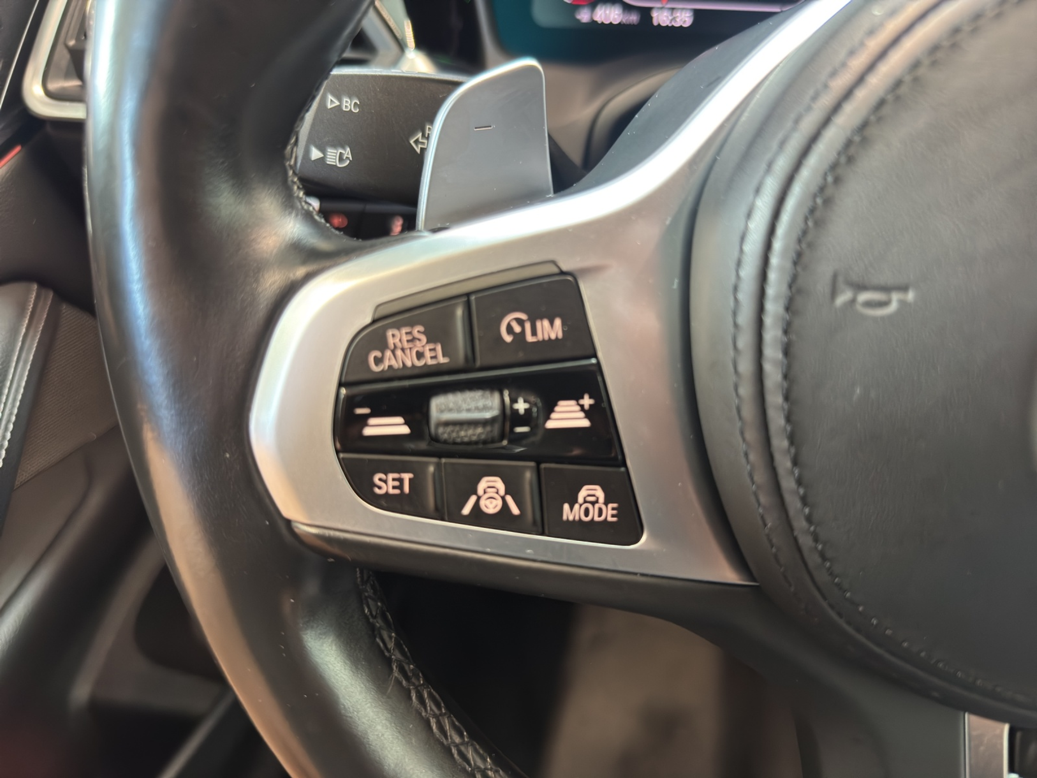 listing desktop thumbnail image 16