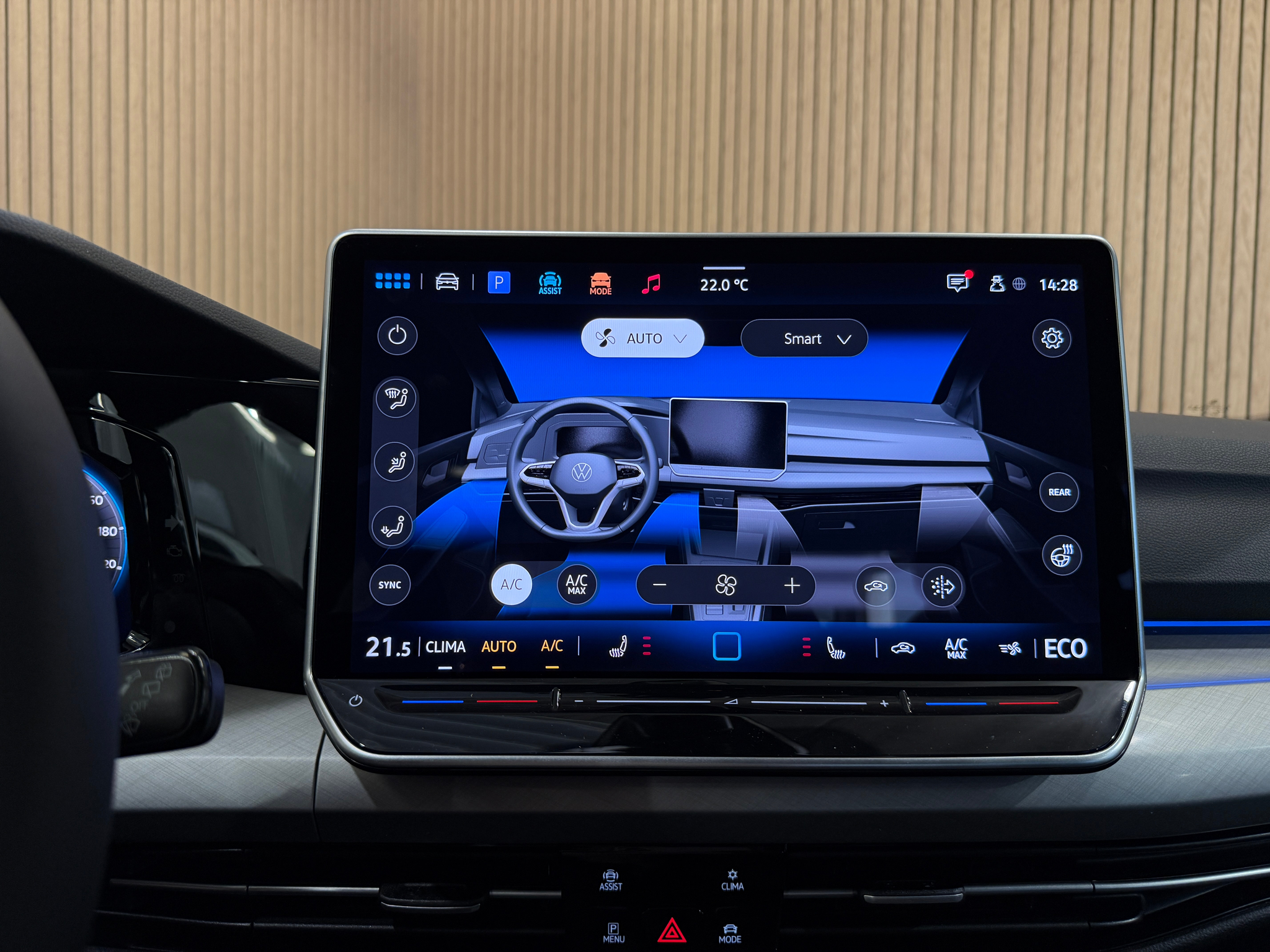 listing desktop thumbnail image 16