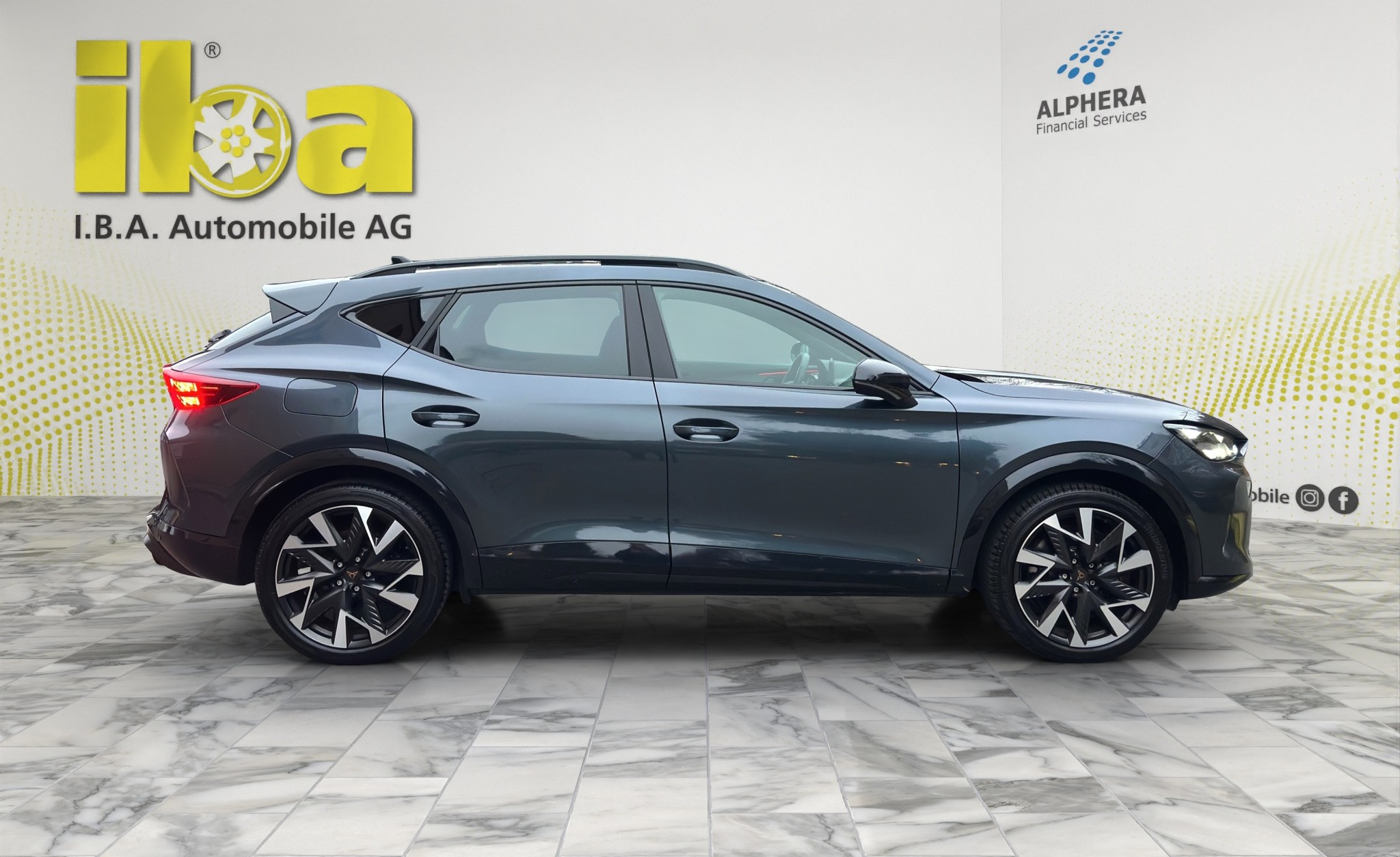 listing desktop thumbnail image 5