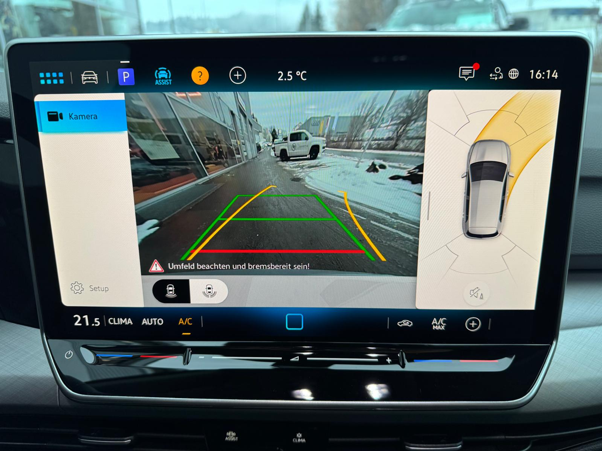 listing desktop thumbnail image 9