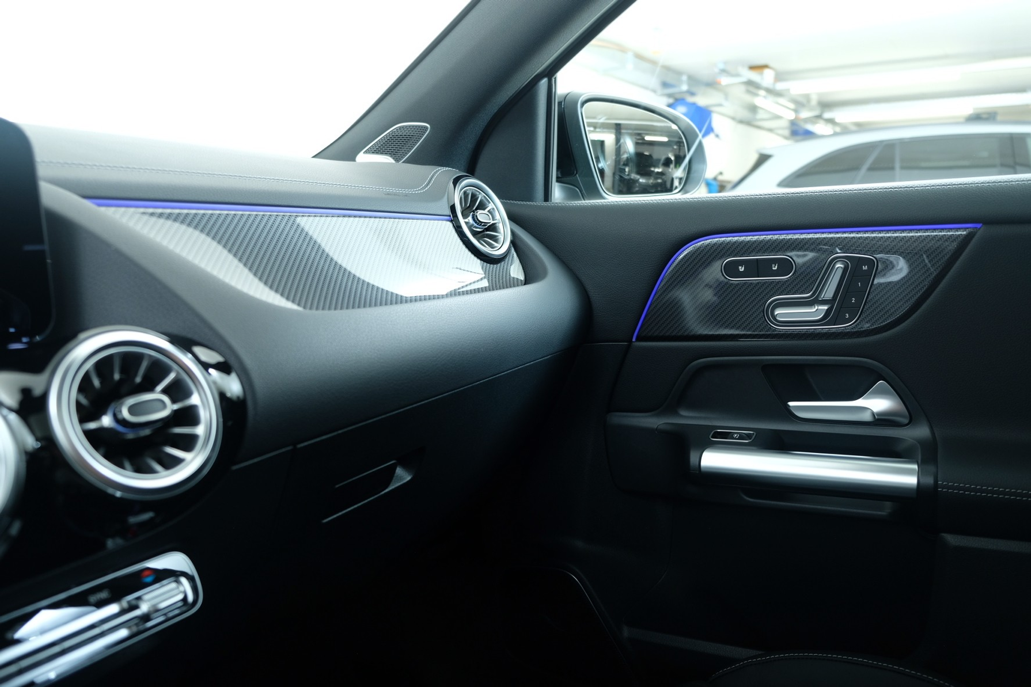 listing desktop thumbnail image 10