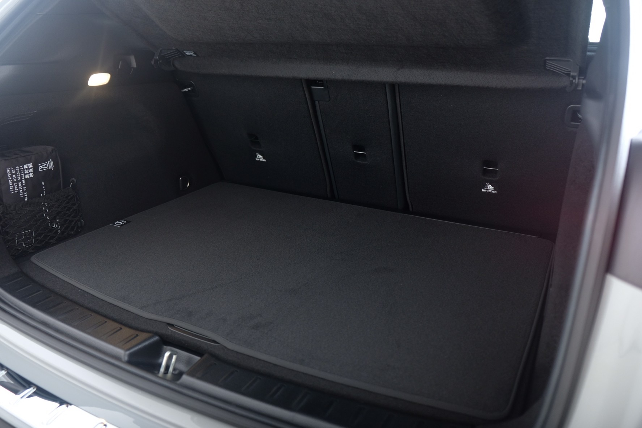 listing desktop thumbnail image 4