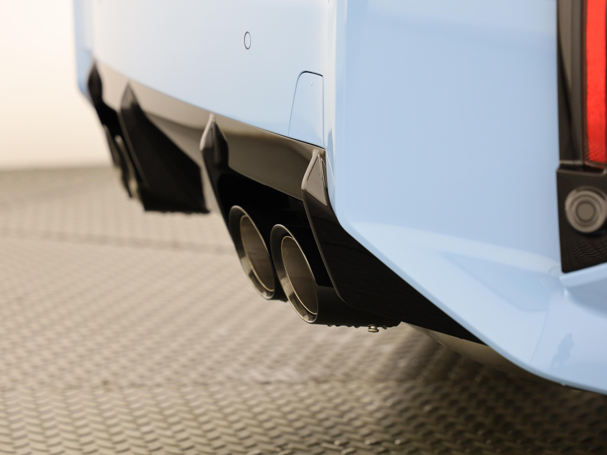 listing desktop thumbnail image 6