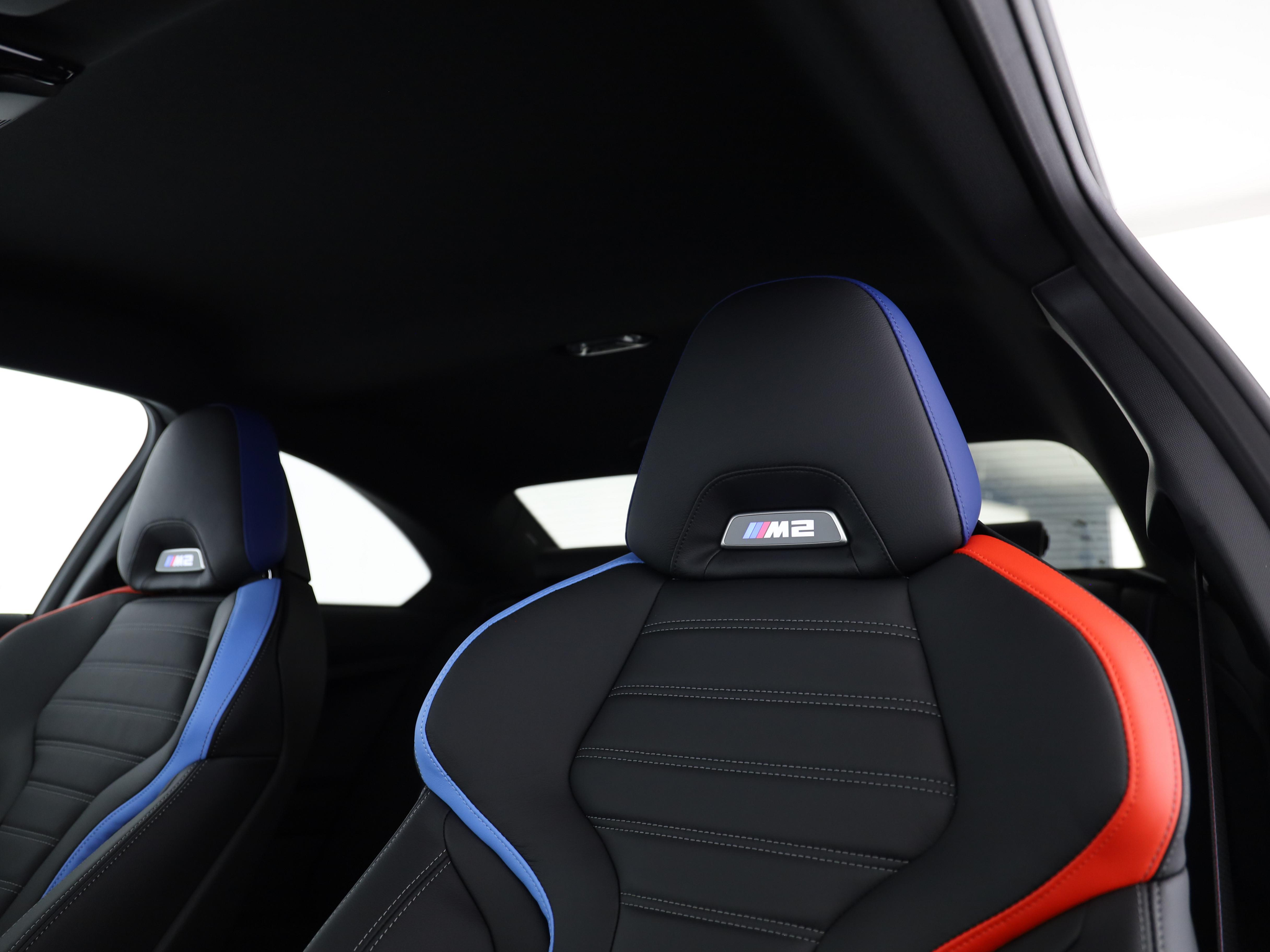 listing desktop thumbnail image 9