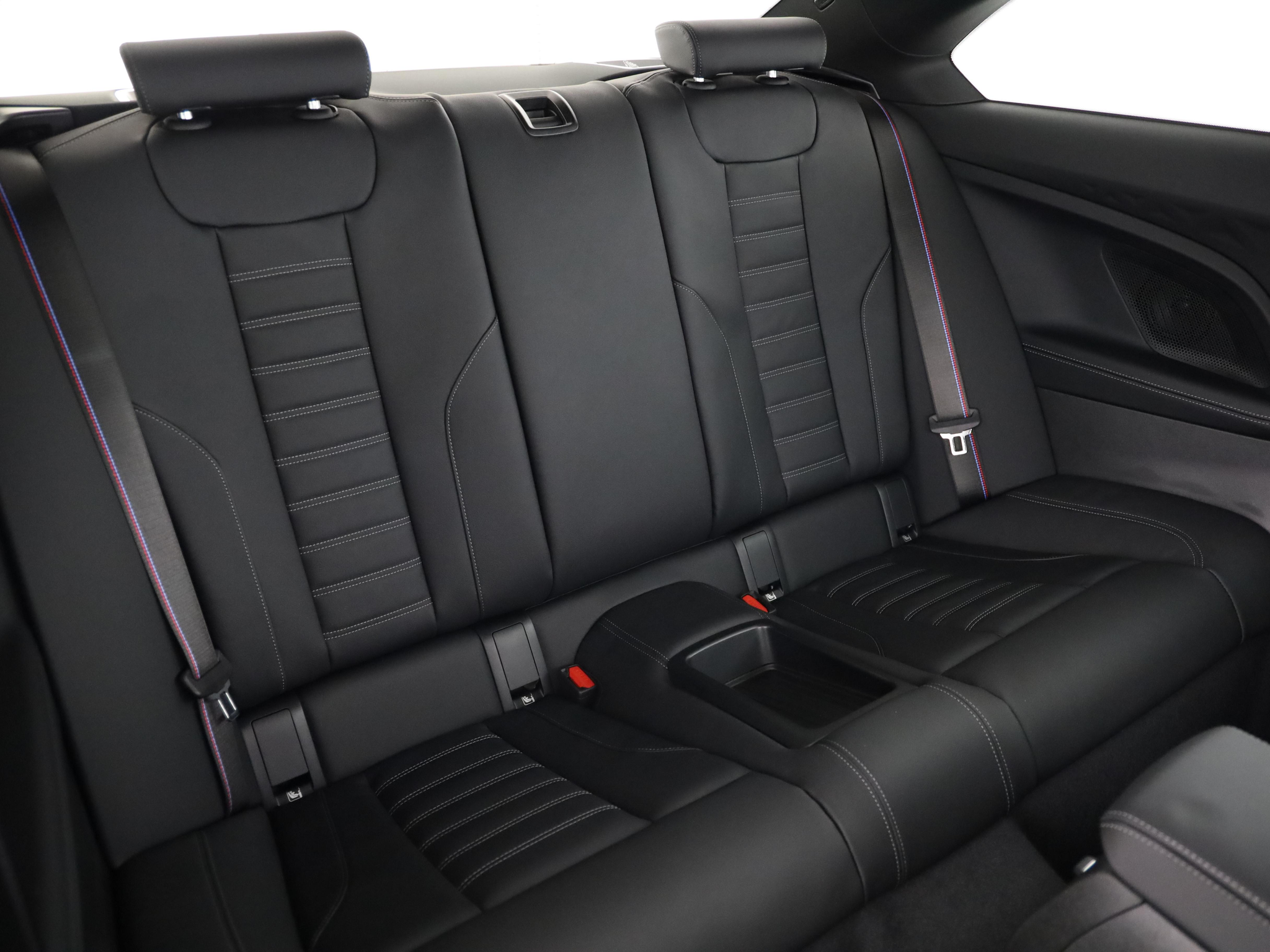 listing desktop thumbnail image 12