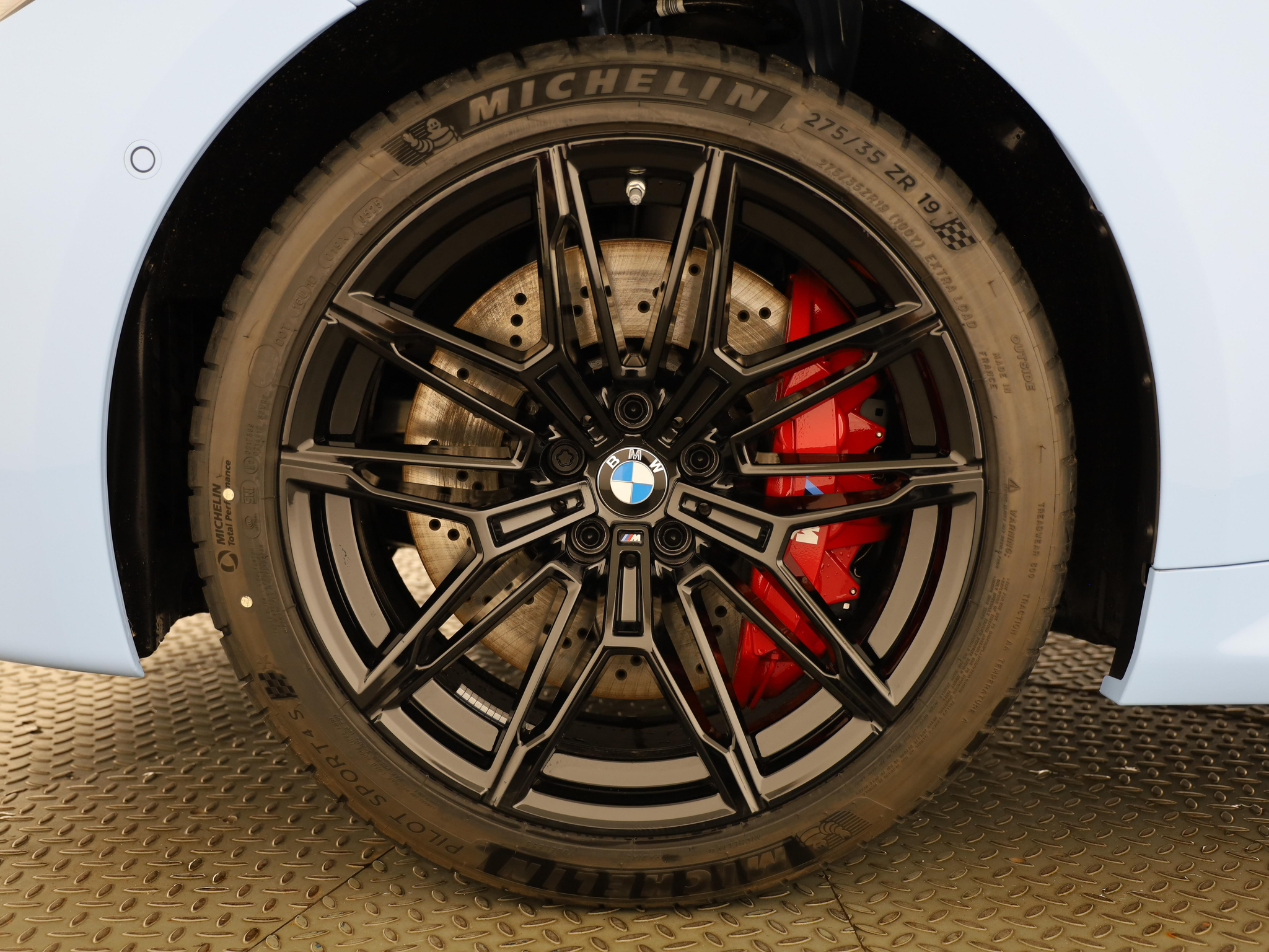 listing desktop thumbnail image 19