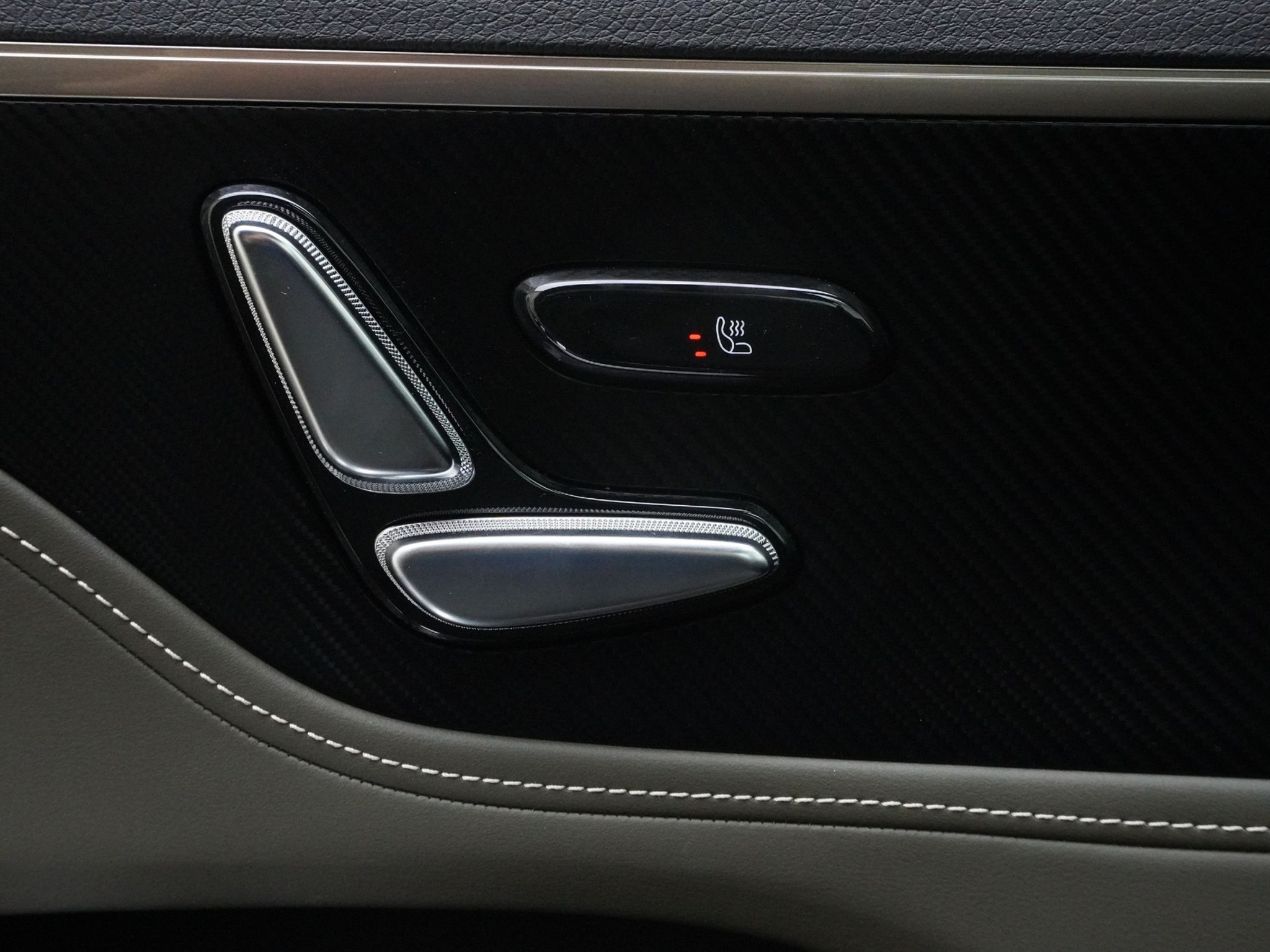 listing desktop thumbnail image 14