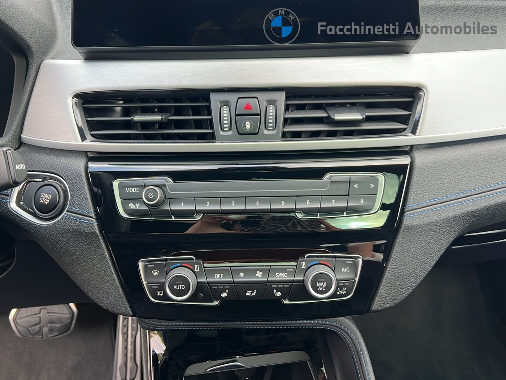 listing desktop thumbnail image 23