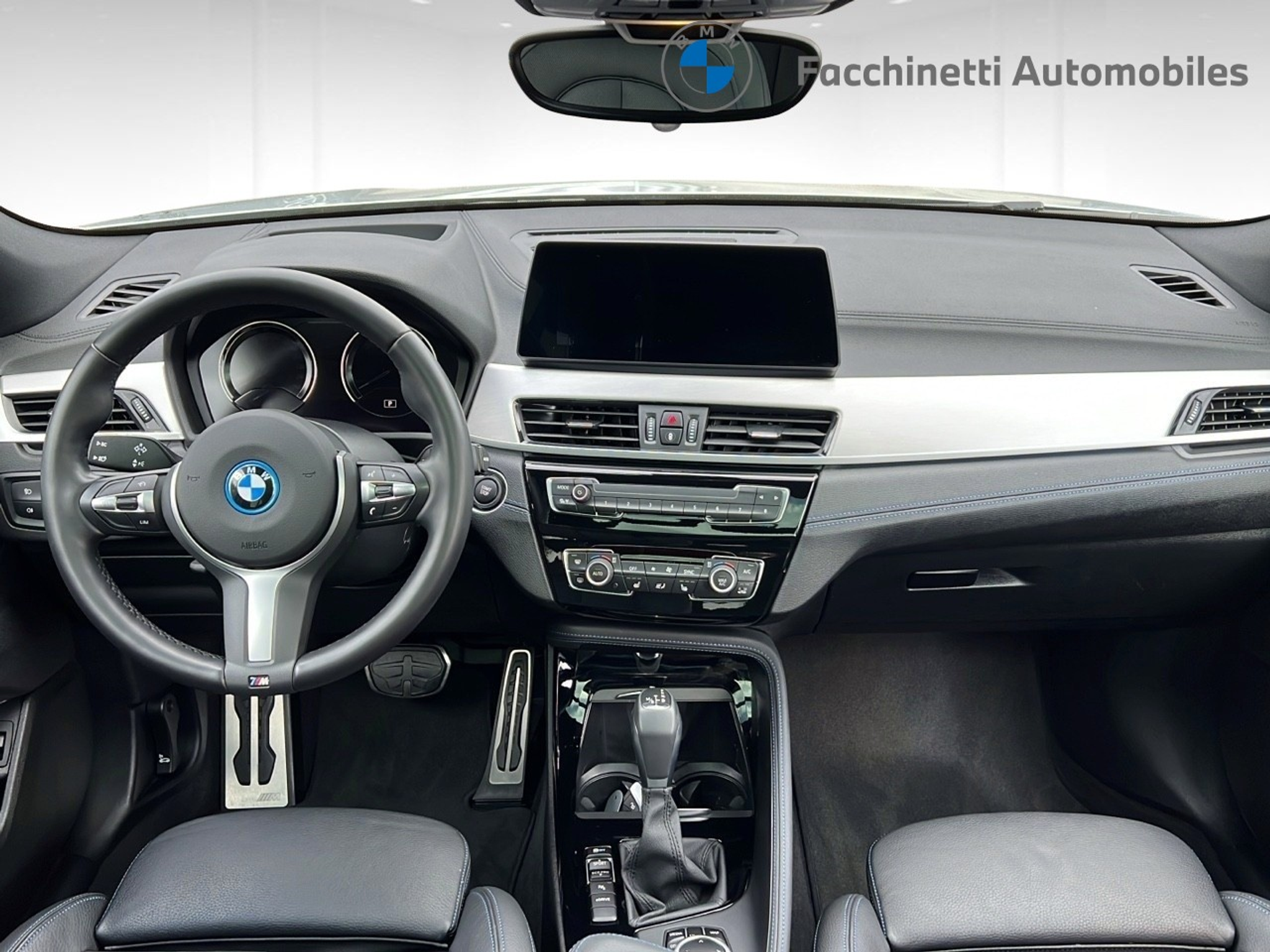 listing desktop thumbnail image 14